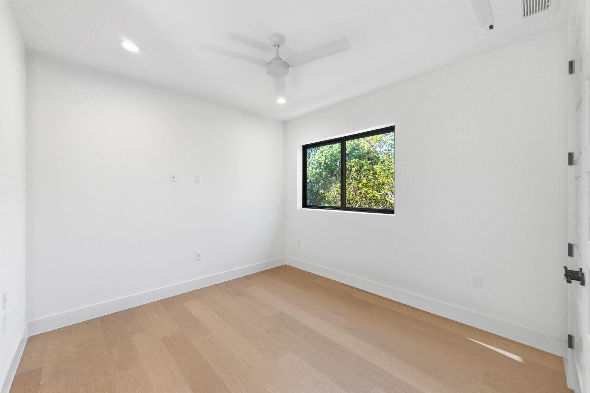 711 Kinney Ave, Austin, TX 78704