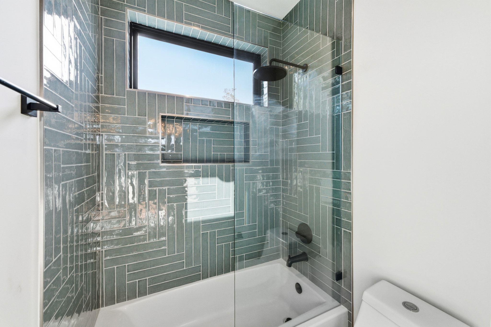 711 Kinney Ave, Austin, TX 78704