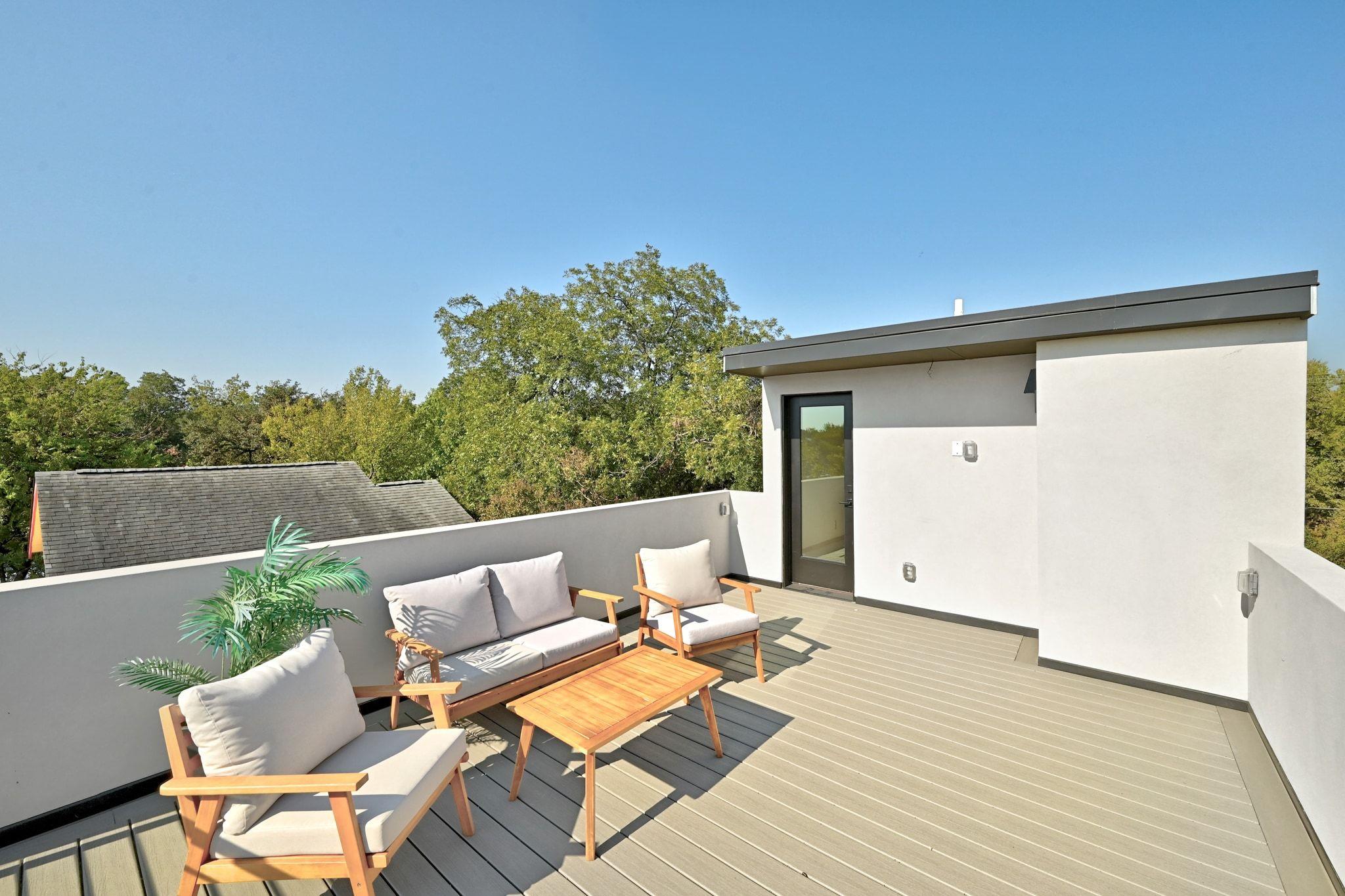 711 Kinney Ave, Austin, TX 78704