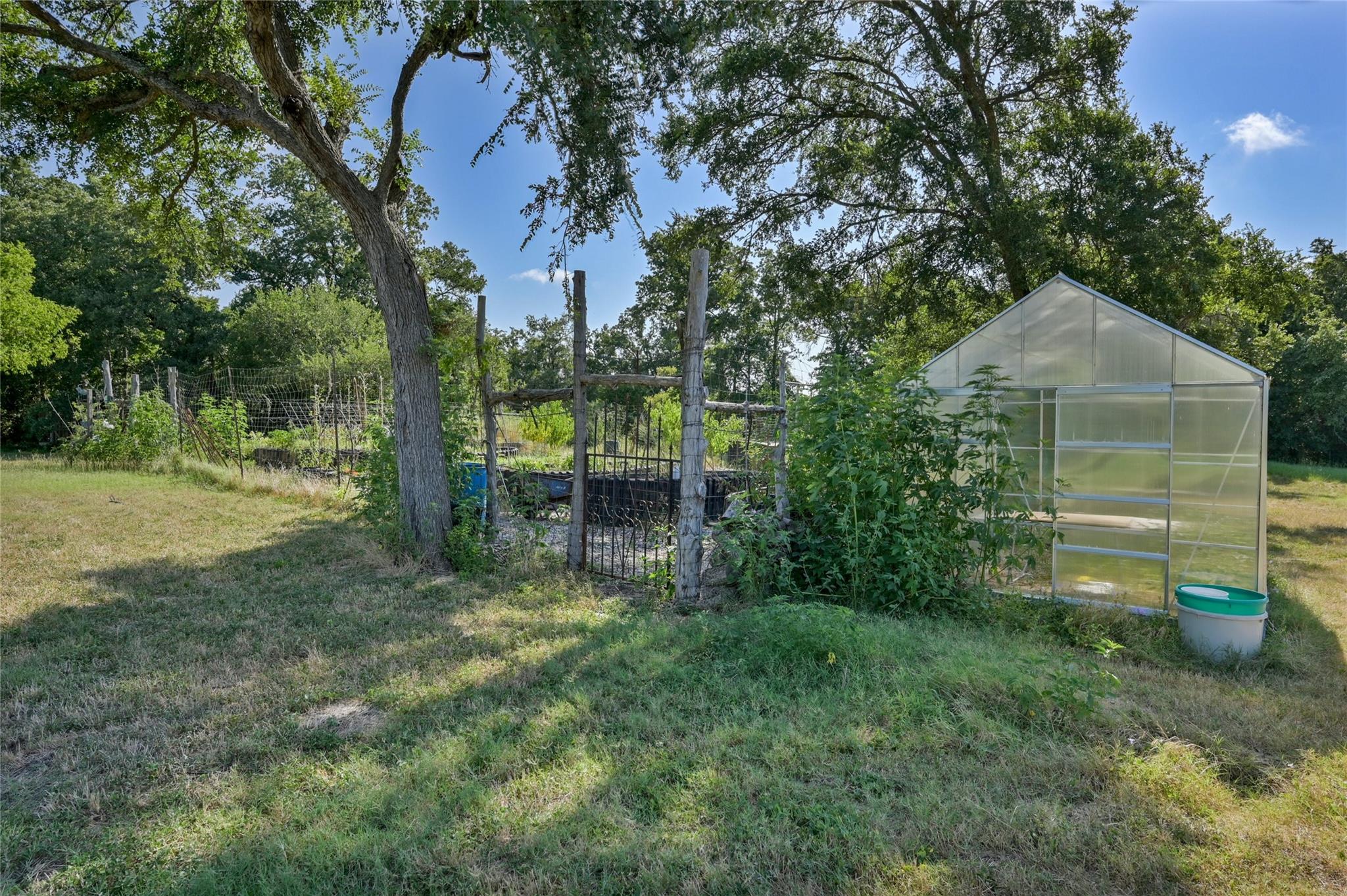 681 County Road 474, Elgin, TX 78621