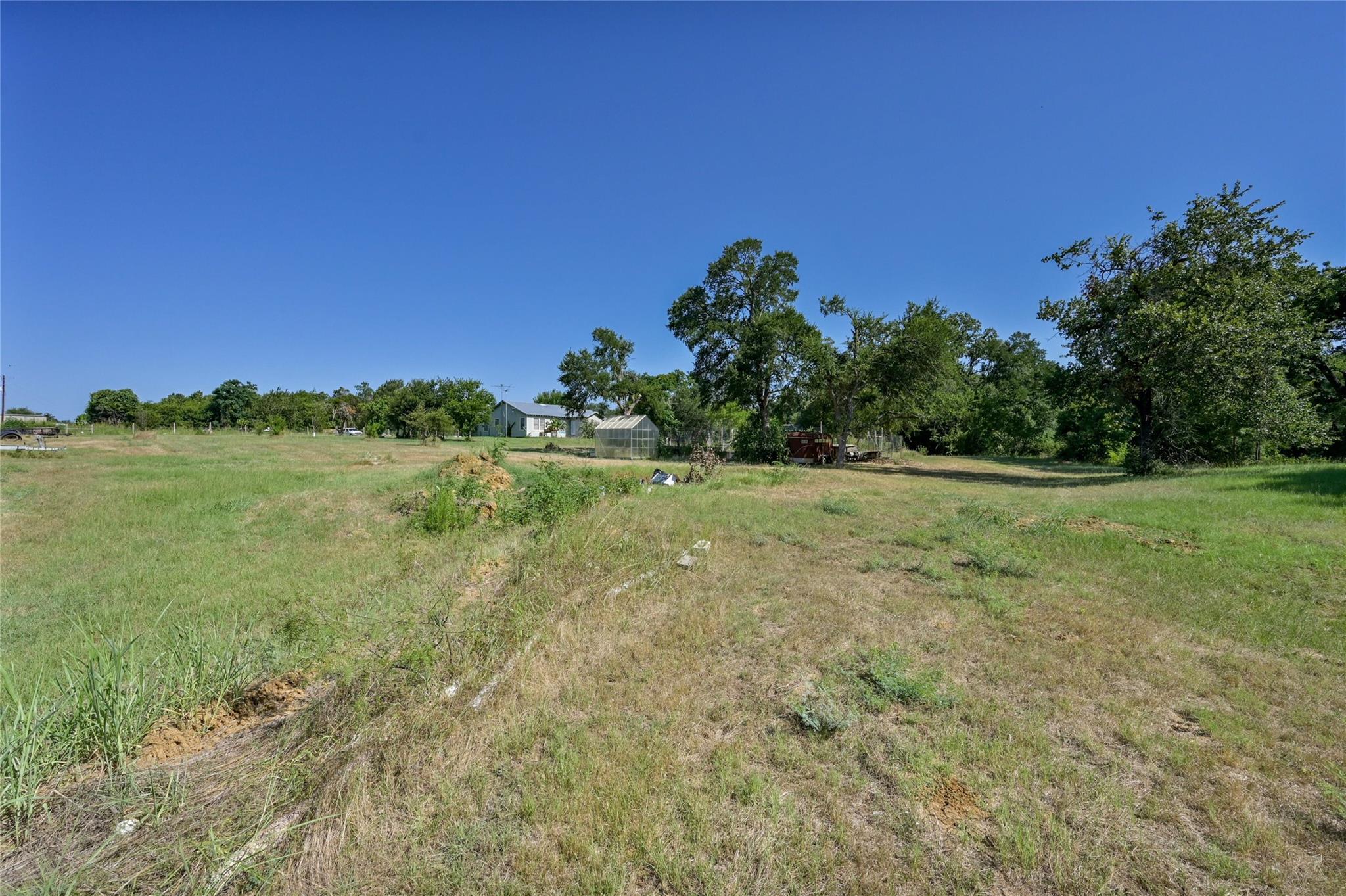 681 County Road 474, Elgin, TX 78621