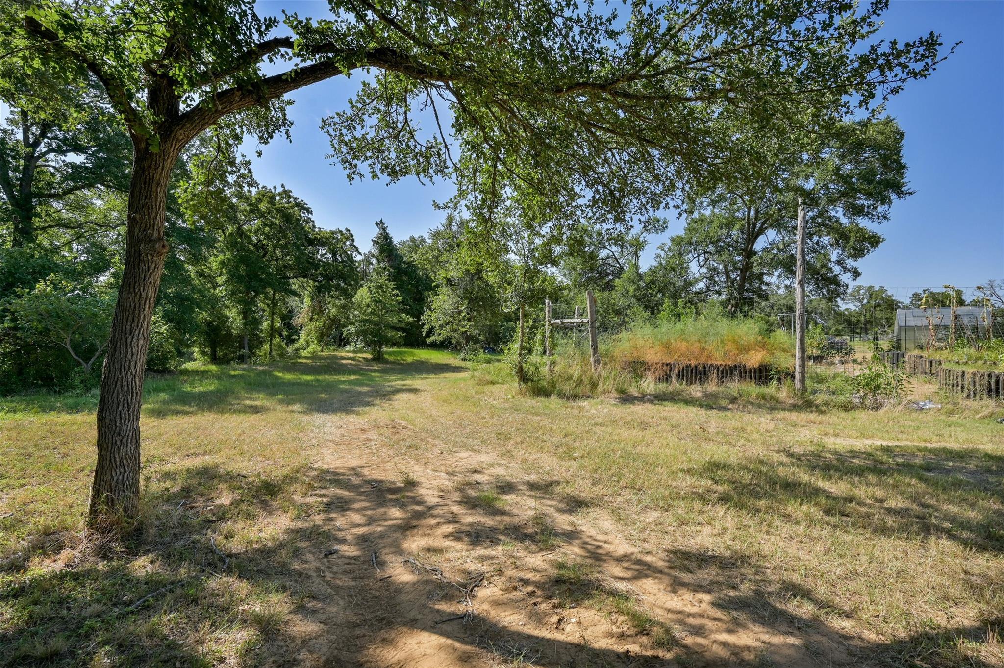 681 County Road 474, Elgin, TX 78621