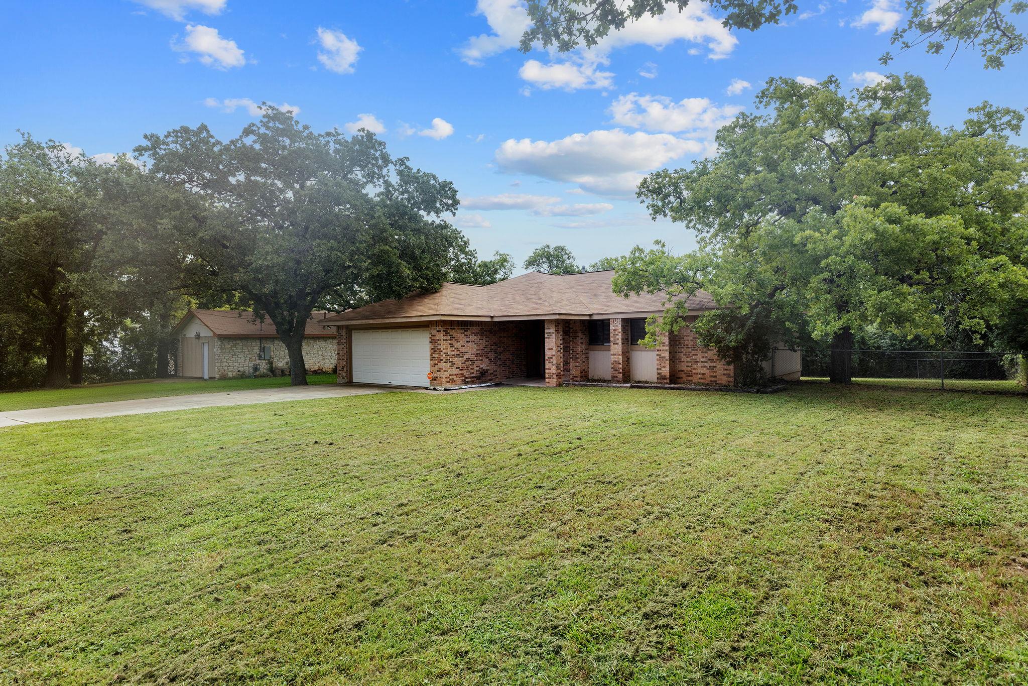 506 Lakeway Dr, Georgetown, TX 78628
