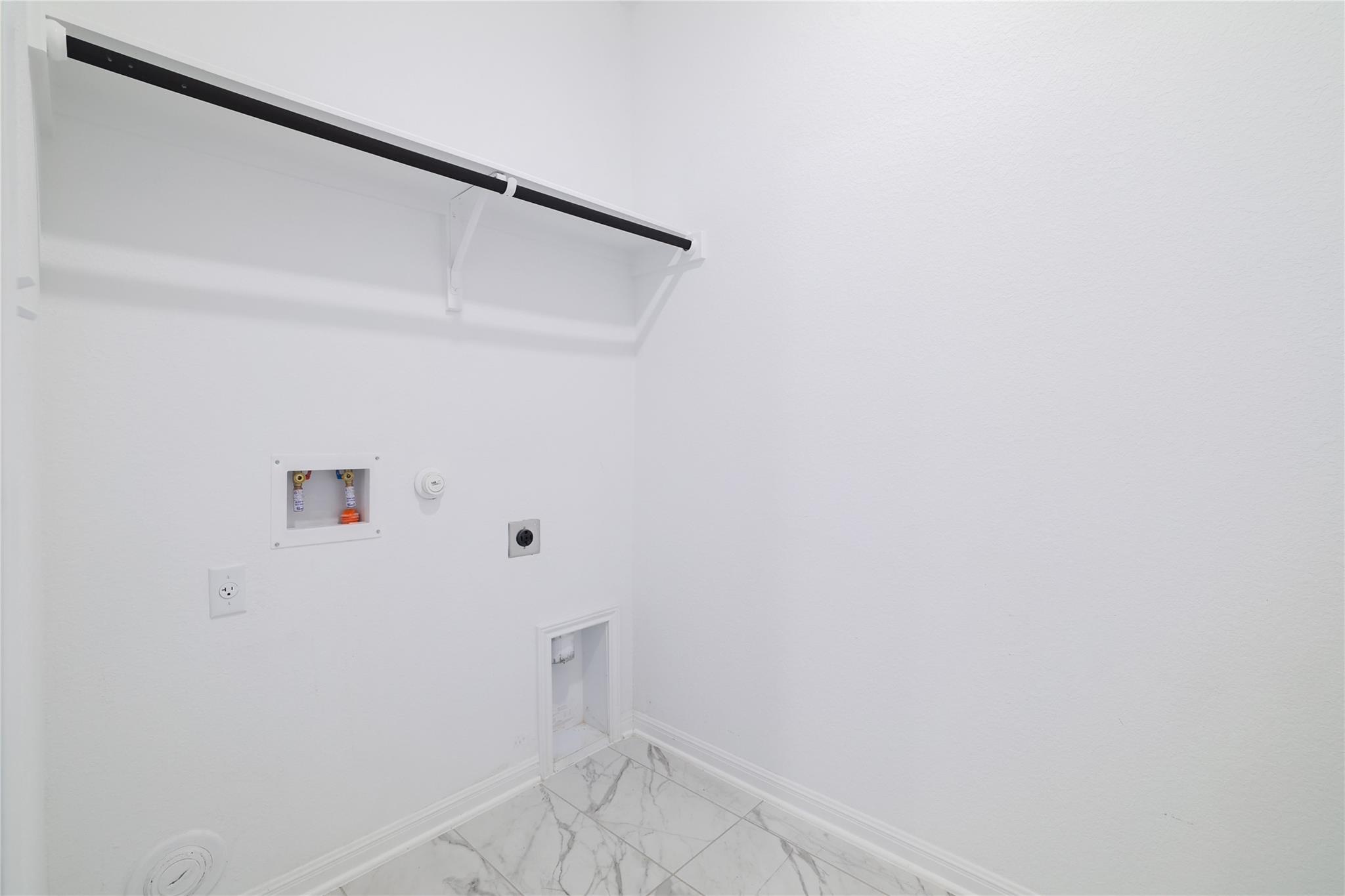 1965 Alasio Dr, Leander, TX 78641