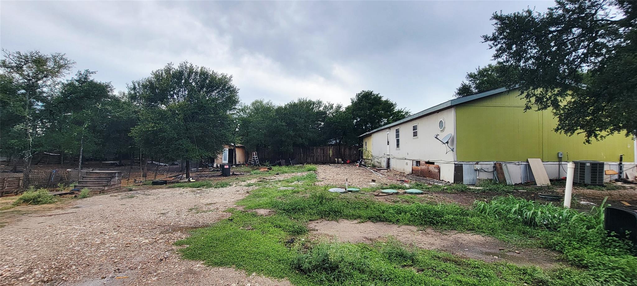 296 Legend Oaks Dr, Dale, TX 78616