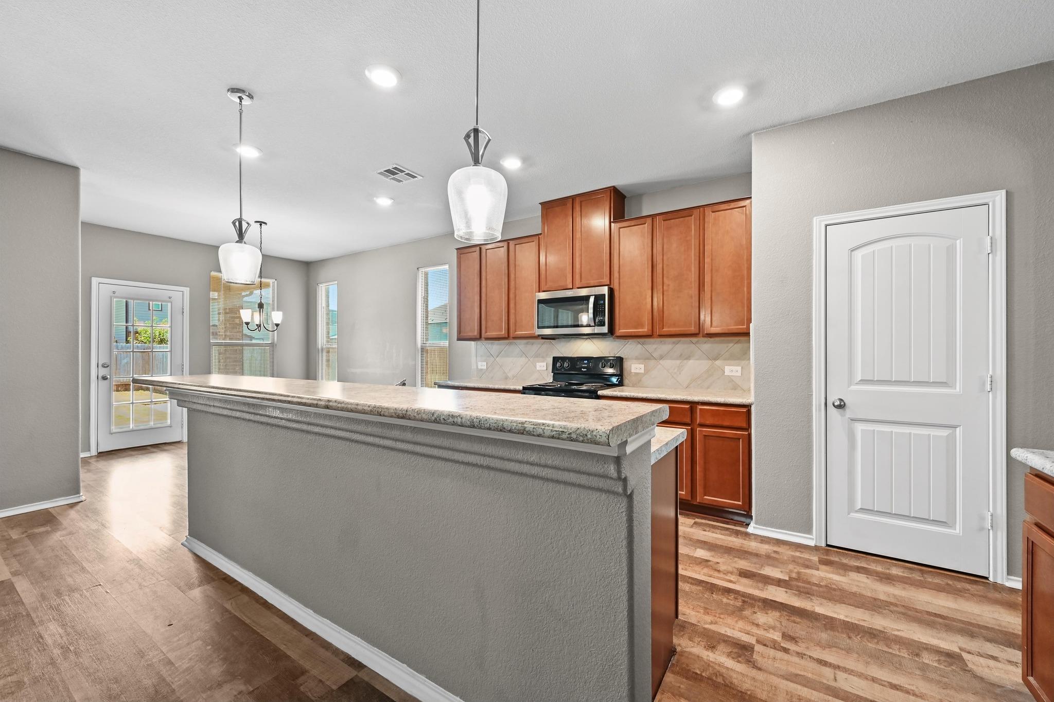 230 Sunlight Blvd, Kyle, TX 78640