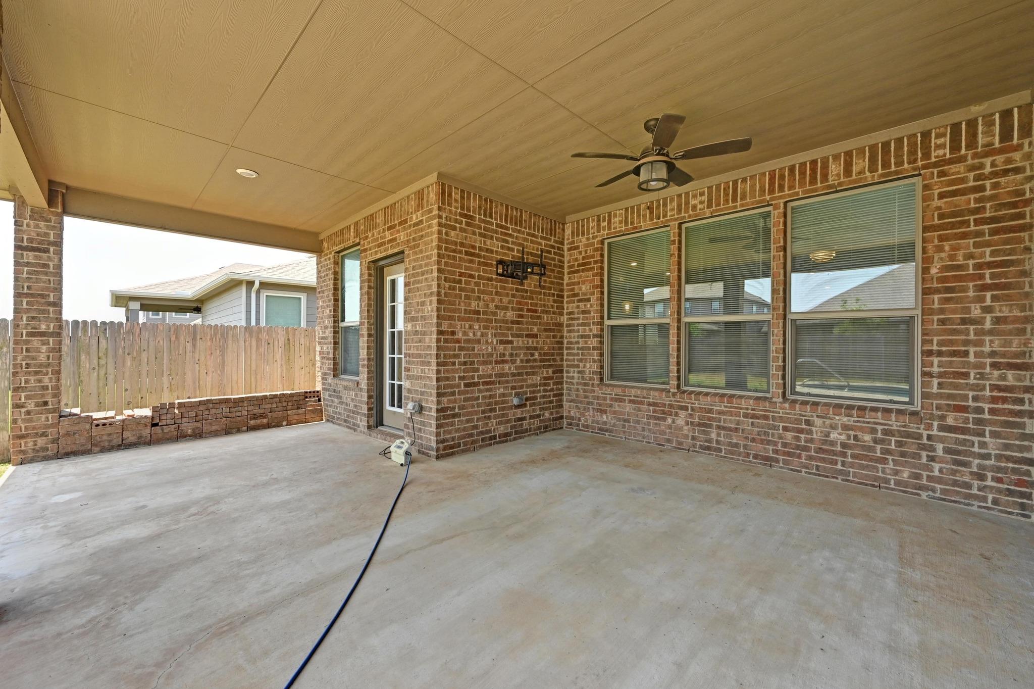 230 Sunlight Blvd, Kyle, TX 78640