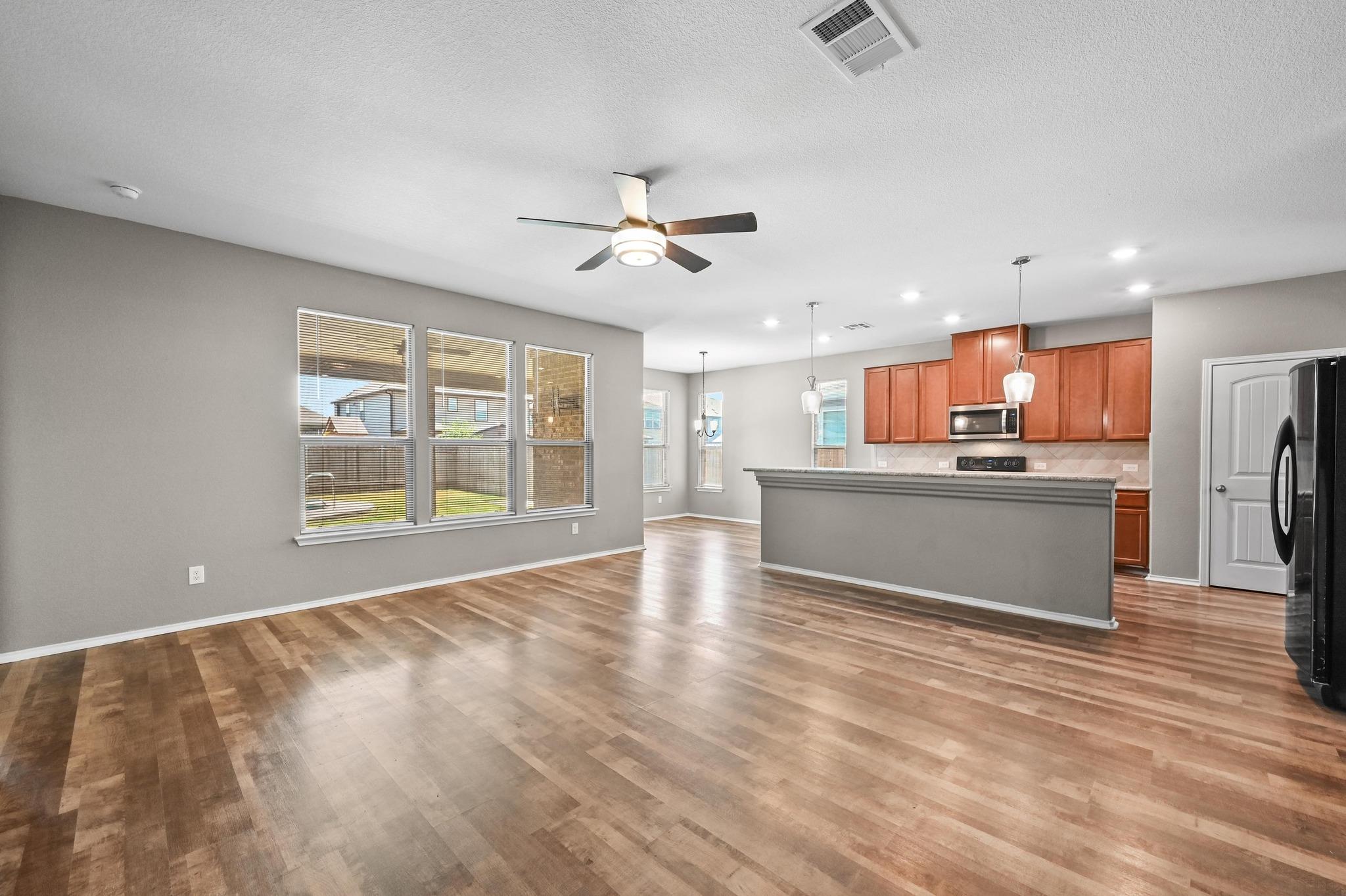 230 Sunlight Blvd, Kyle, TX 78640