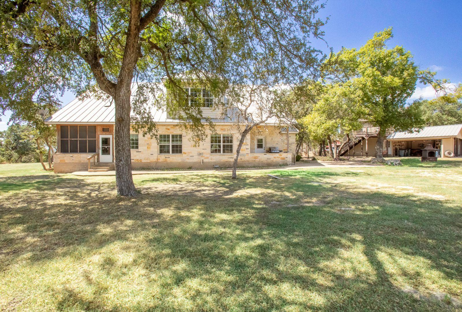 2010 County Road 233, Florence, TX 76527