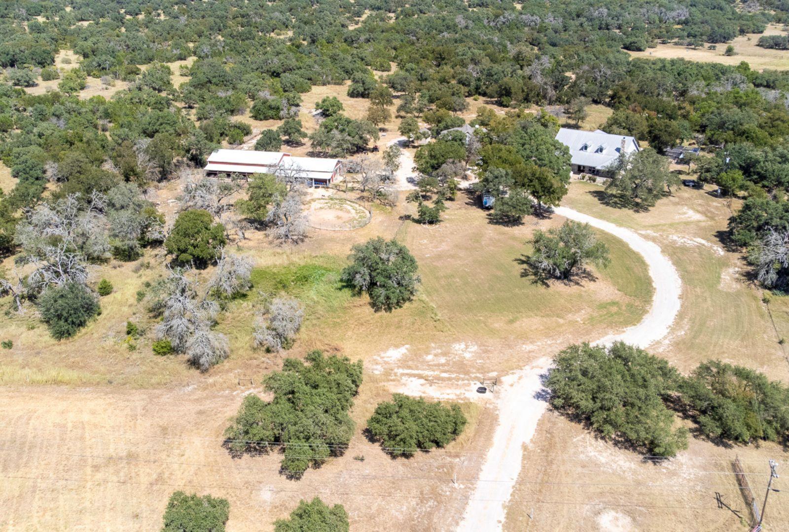 2010 County Road 233, Florence, TX 76527
