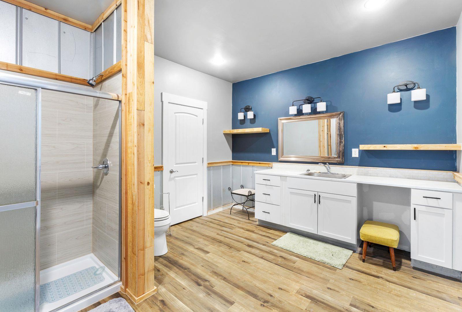 2010 County Road 233, Florence, TX 76527