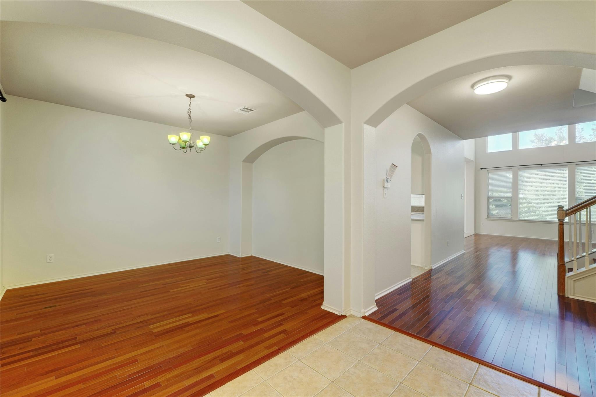 8227 Liberty Walk Dr, Round Rock, TX 78681