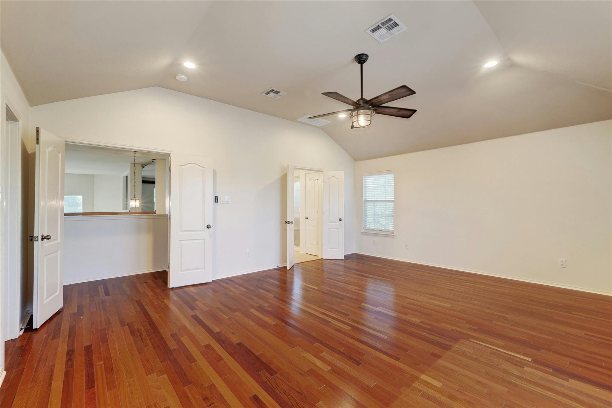 8227 Liberty Walk Dr, Round Rock, TX 78681