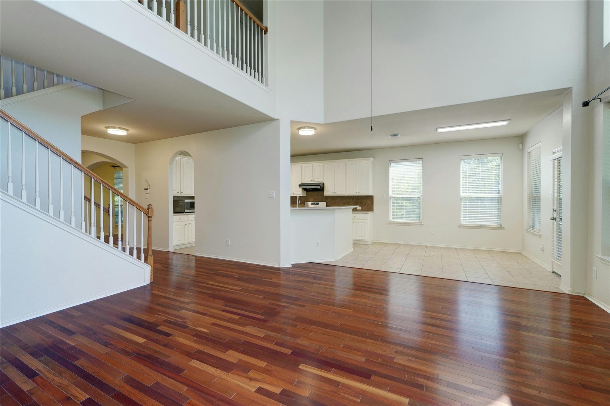 8227 Liberty Walk Dr, Round Rock, TX 78681