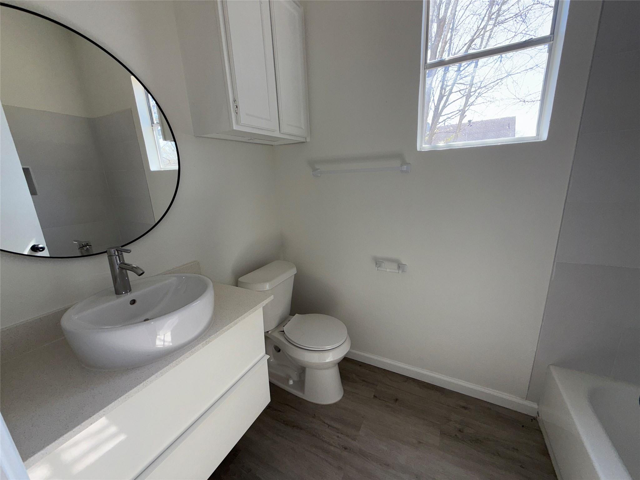 2102 Toulouse Dr, Austin, TX 78748