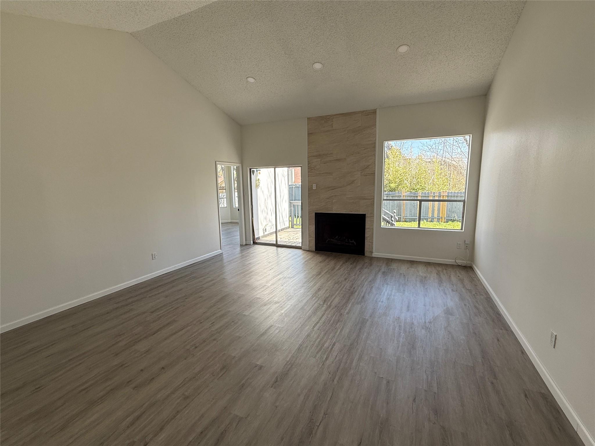 2102 Toulouse Dr, Austin, TX 78748