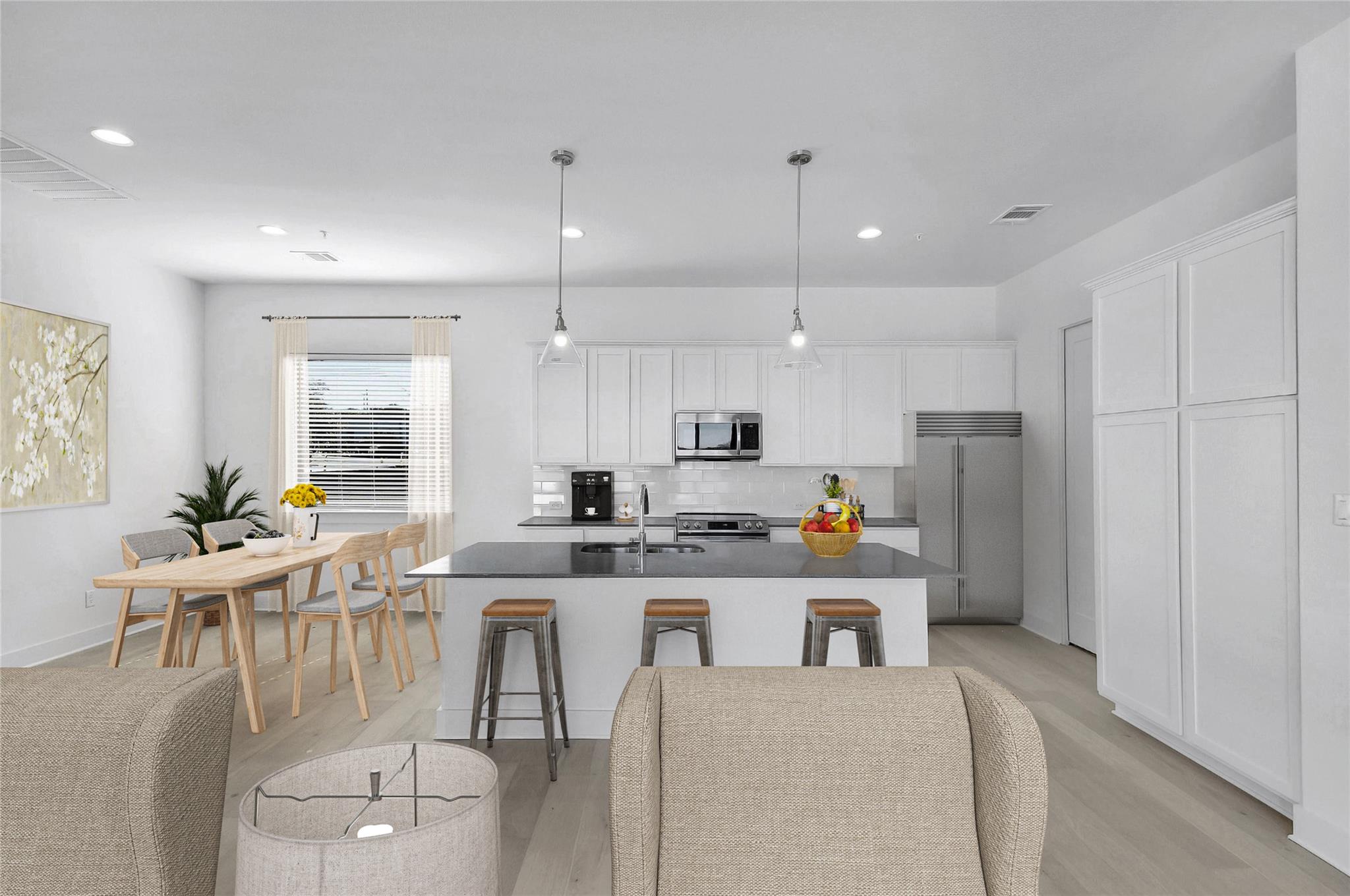 2050 Lohmans Spur Rd # 402, Austin, TX 78734