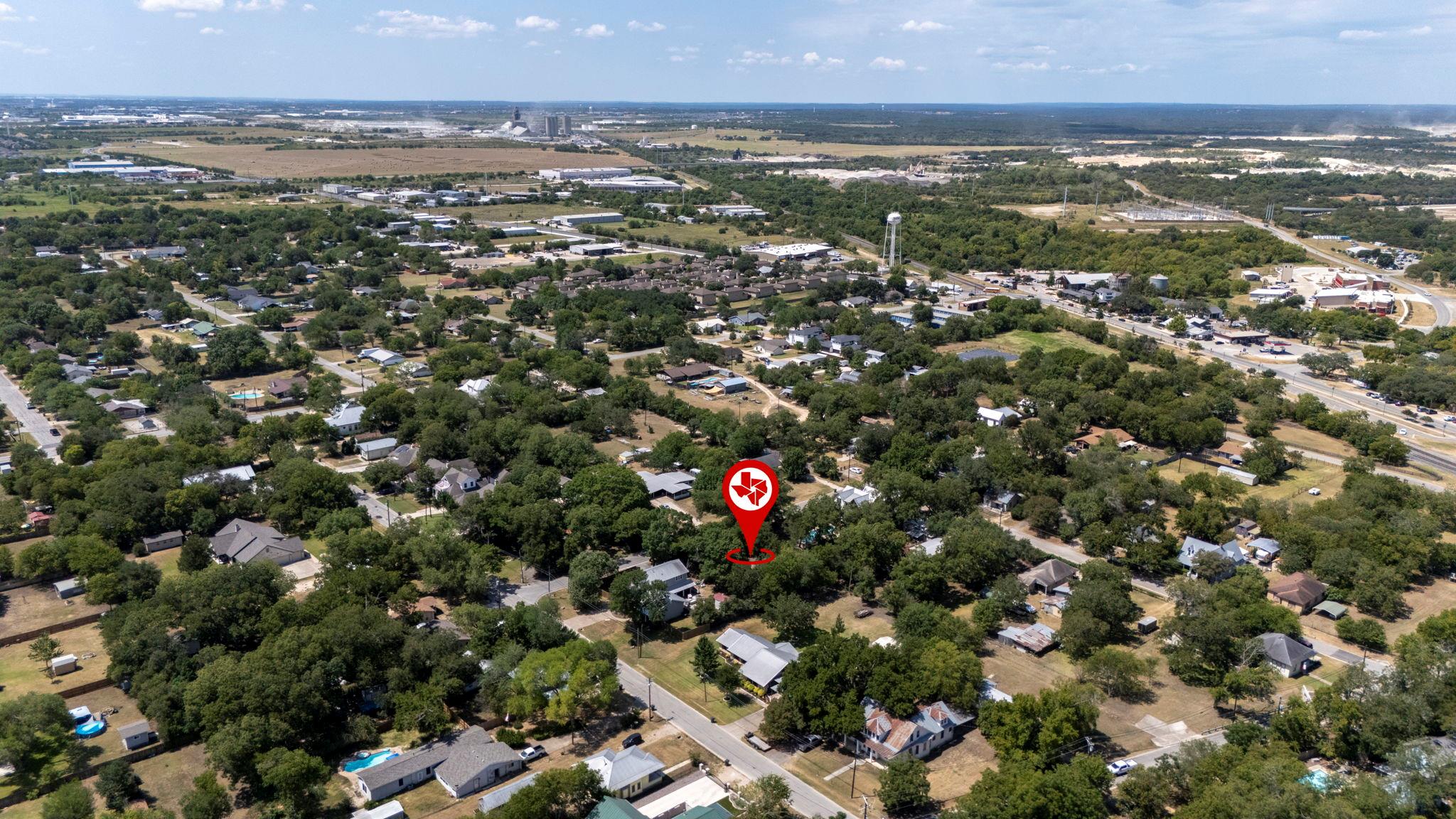 408 East St, Buda, TX 78610