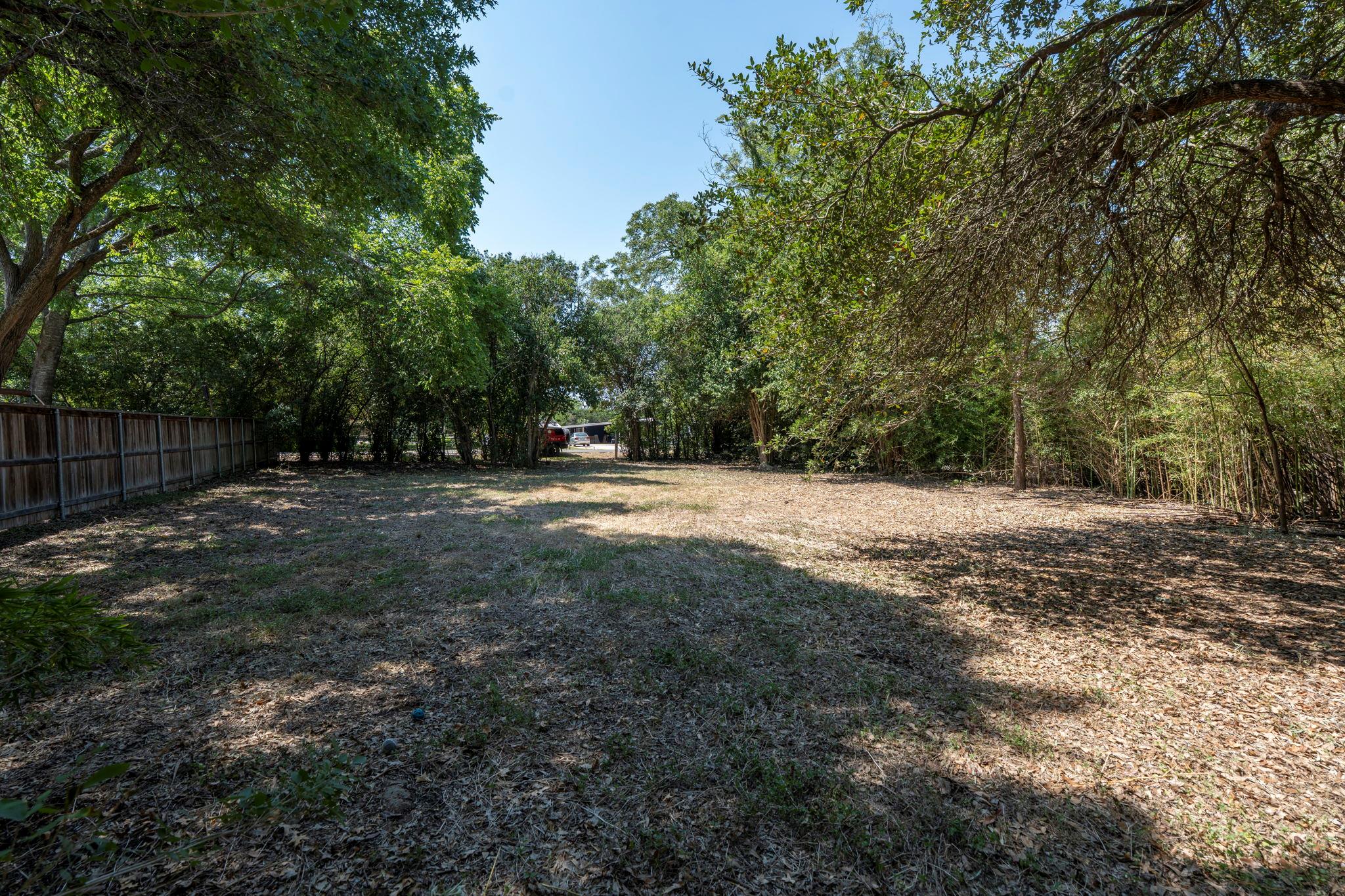 408 East St, Buda, TX 78610