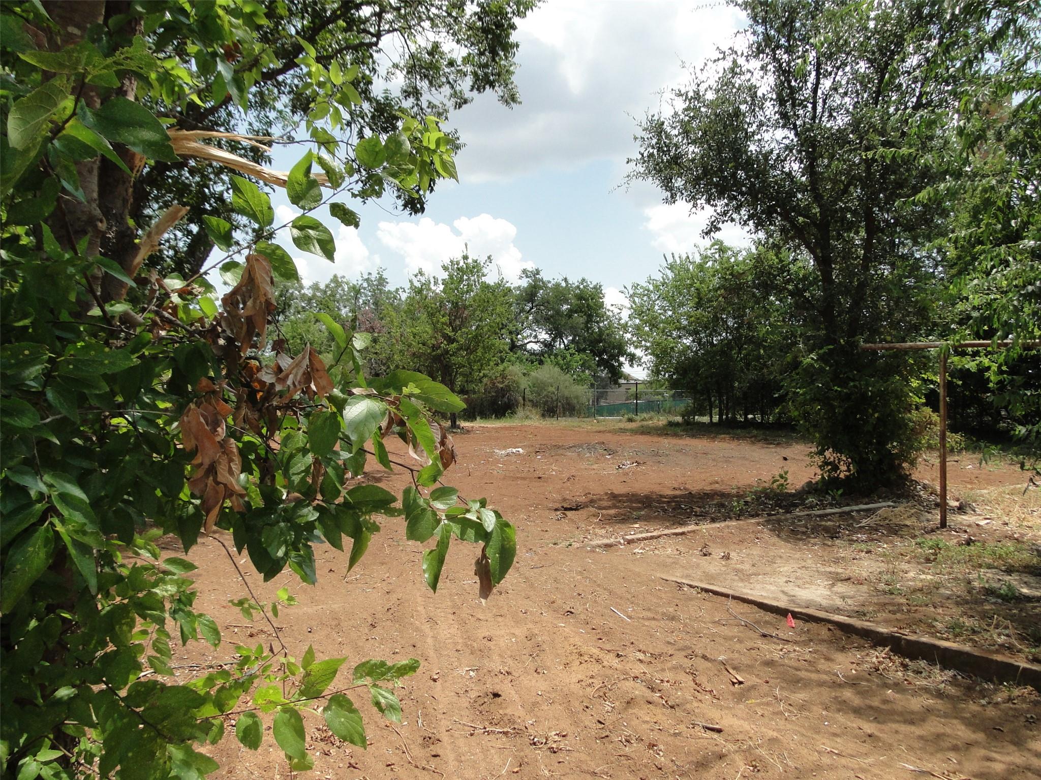 1308 Ford St, Llano, TX 78643