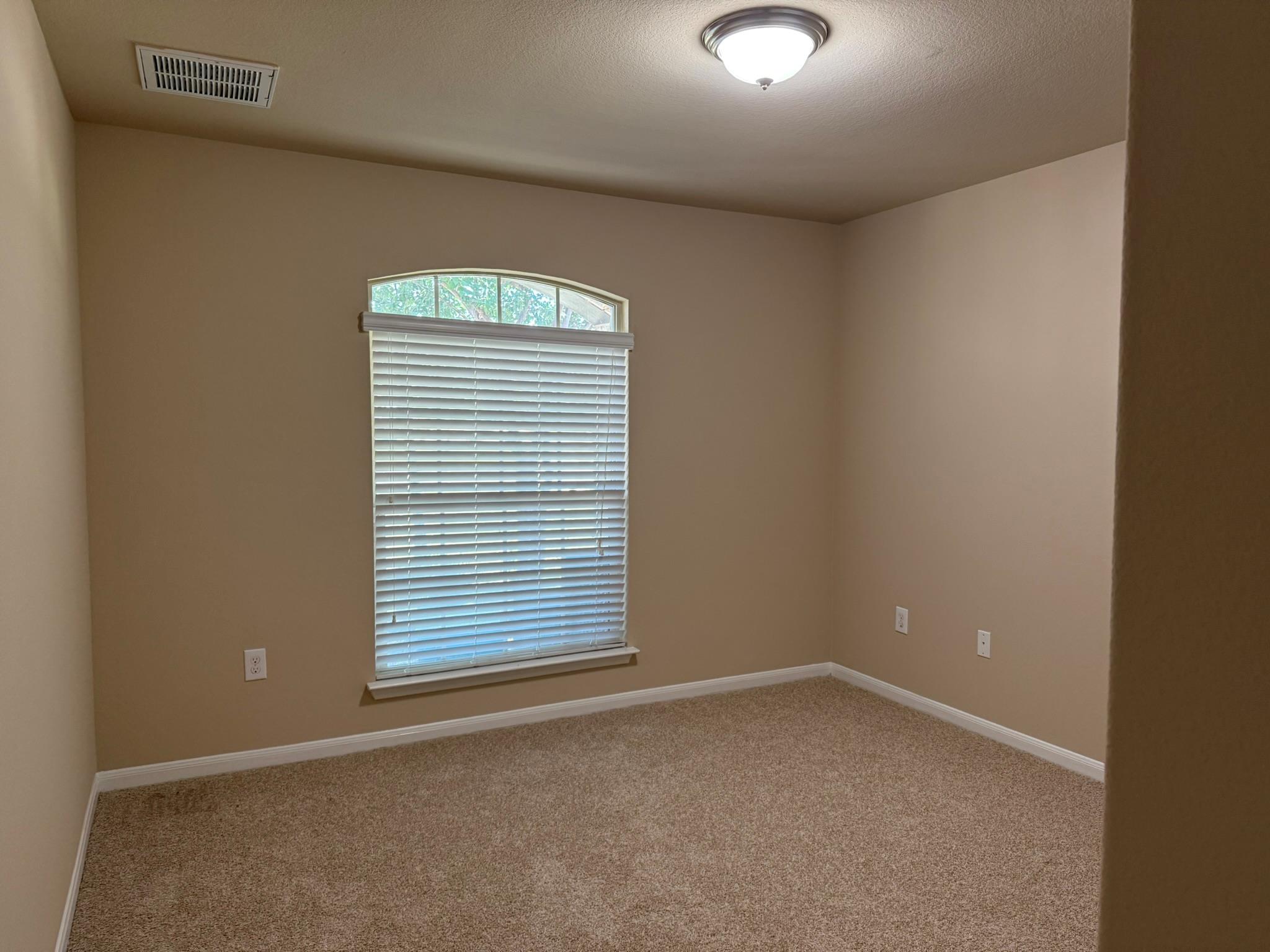 5737 Scenic Lake Dr, Georgetown, TX 78626