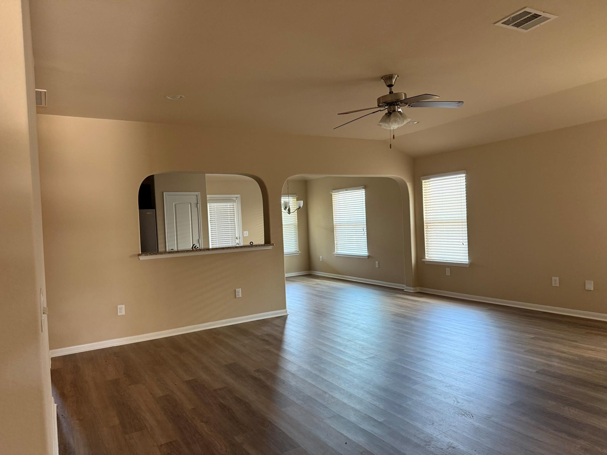 5737 Scenic Lake Dr, Georgetown, TX 78626