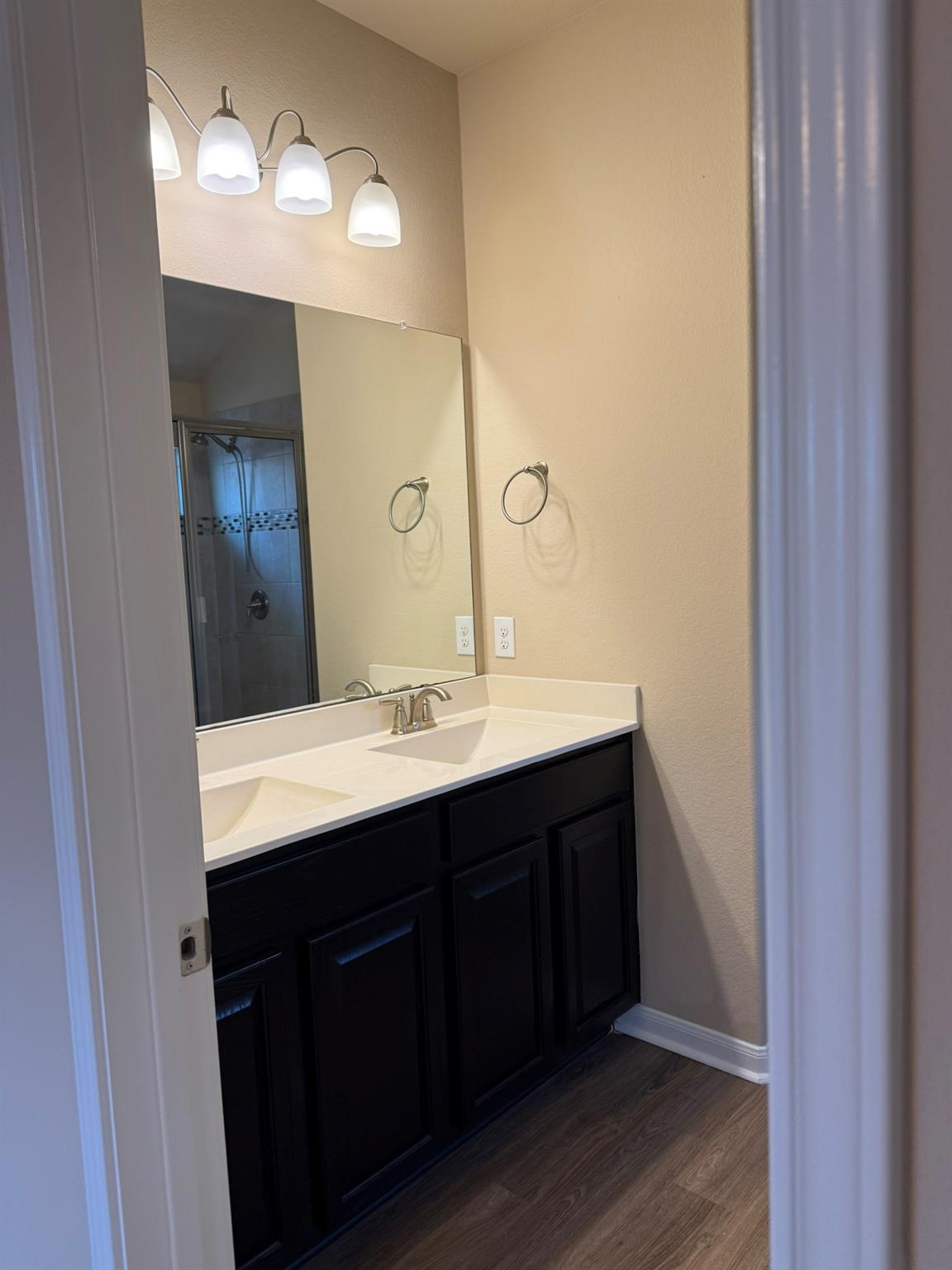 5737 Scenic Lake Dr, Georgetown, TX 78626