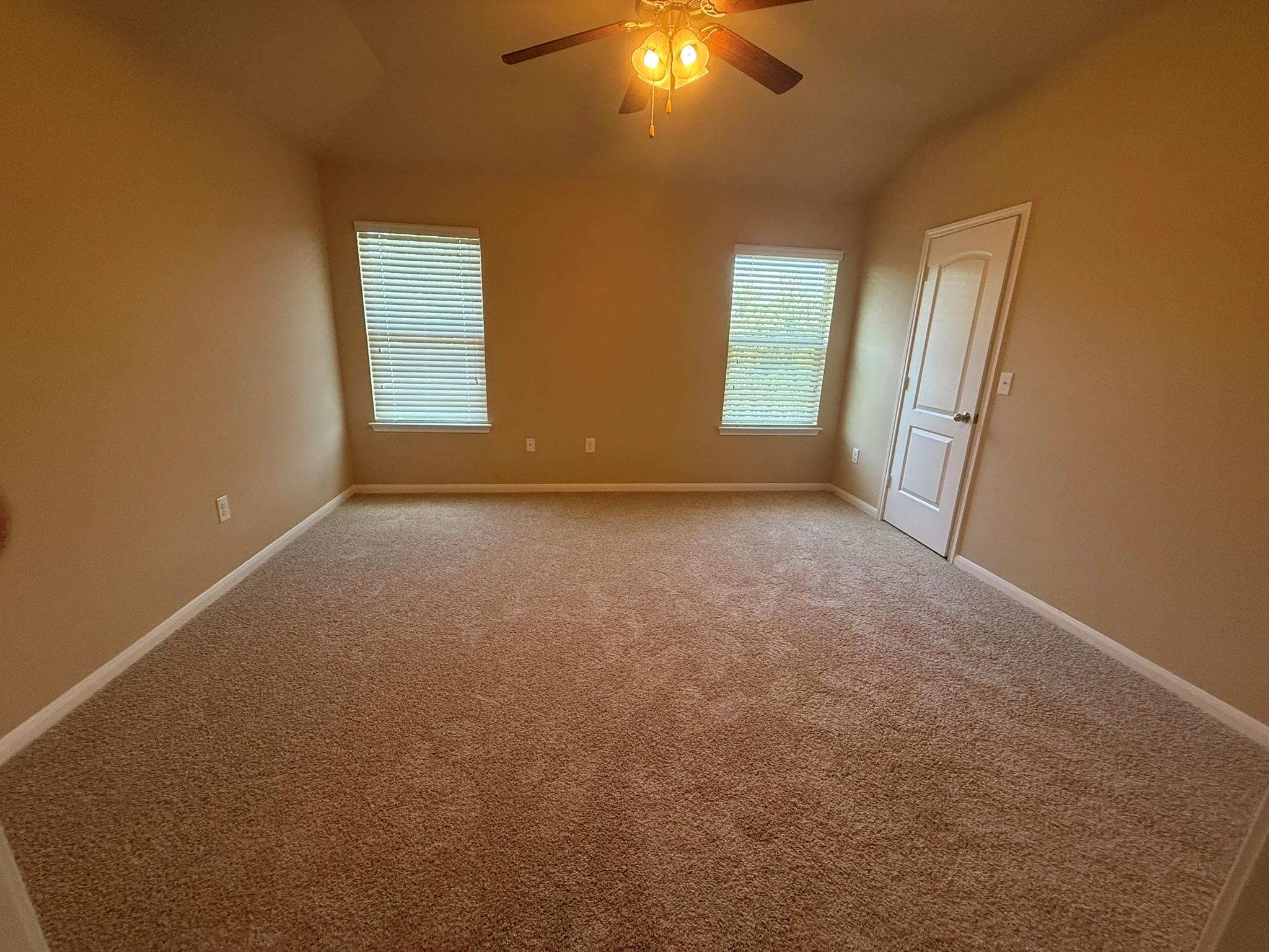 5737 Scenic Lake Dr, Georgetown, TX 78626