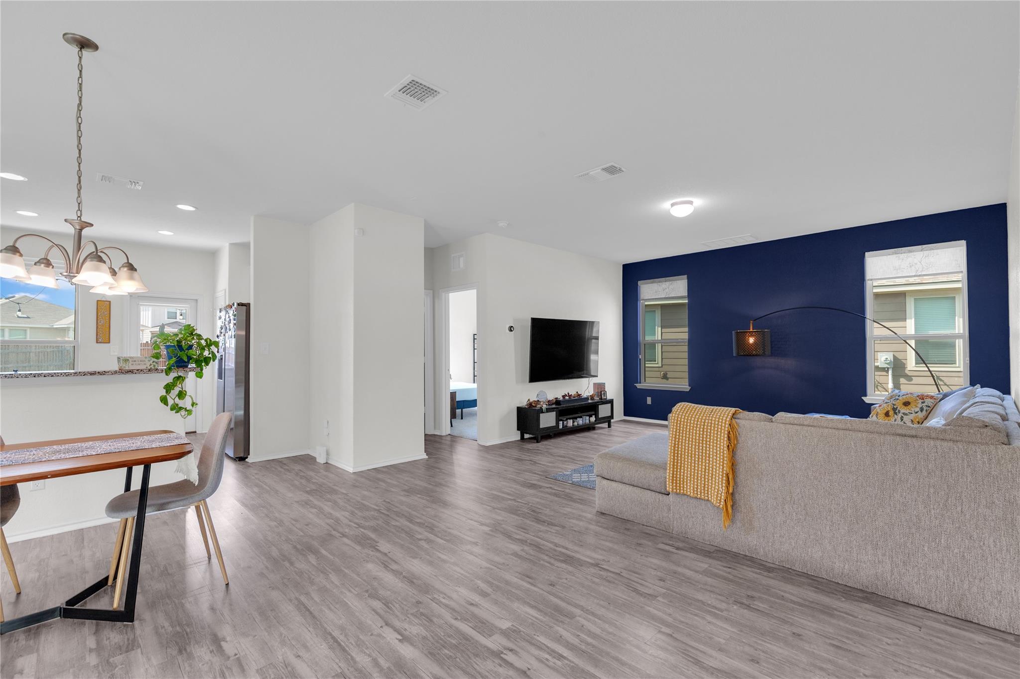 105 Spotted Rail Rdg, Leander, TX 78641