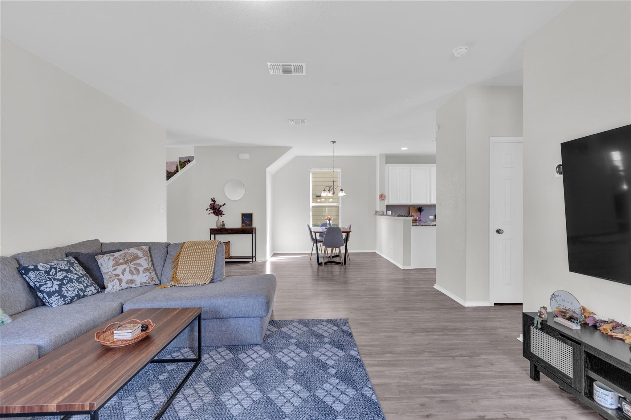 105 Spotted Rail Rdg, Leander, TX 78641