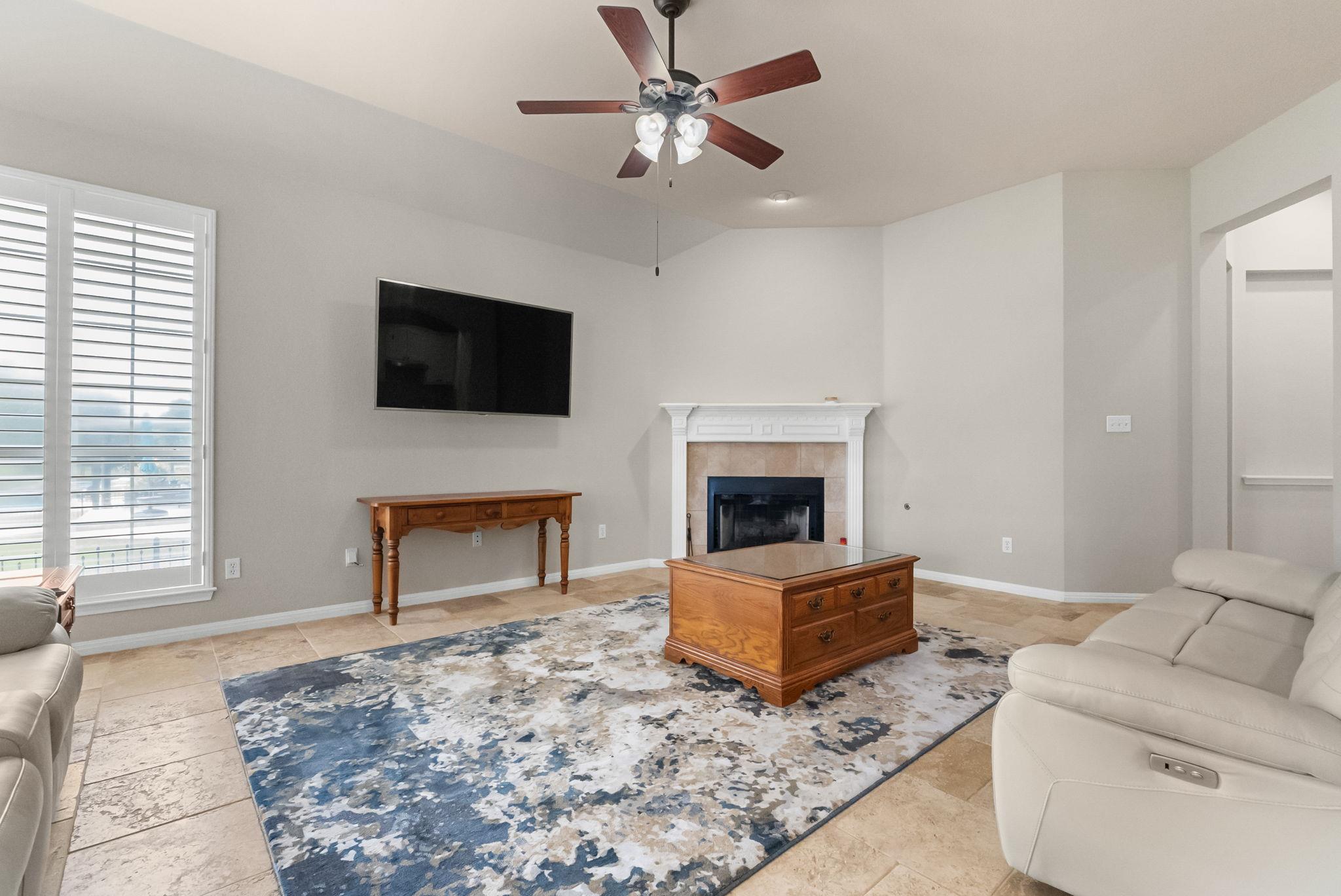 2501 Amen Corner Rd, Pflugerville, TX 78660