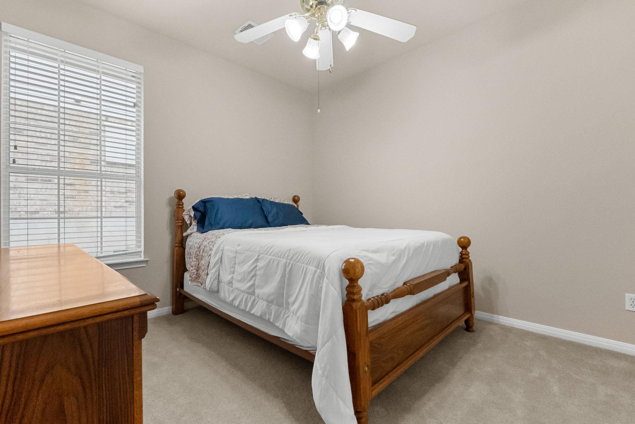 2501 Amen Corner Rd, Pflugerville, TX 78660