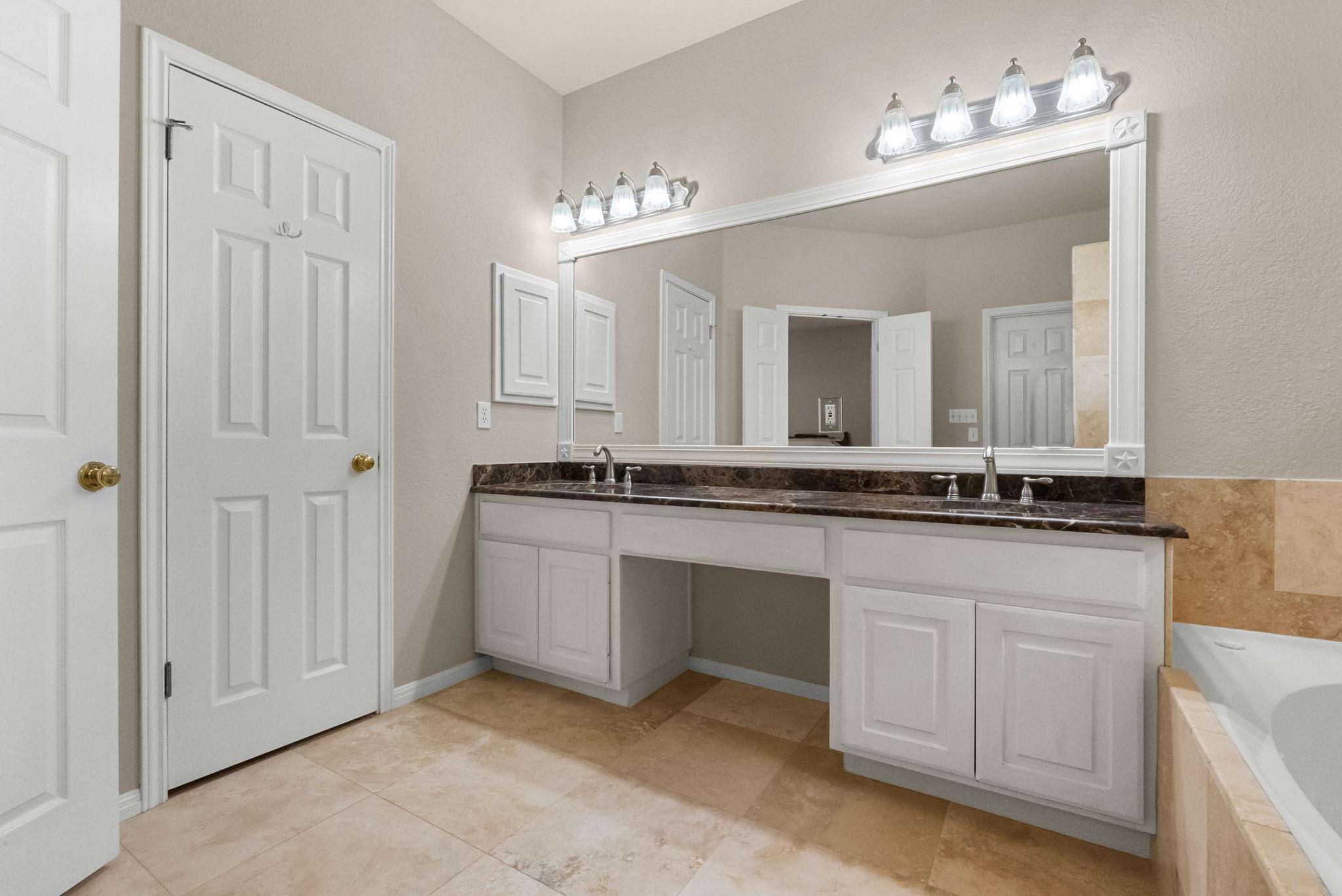 2501 Amen Corner Rd, Pflugerville, TX 78660