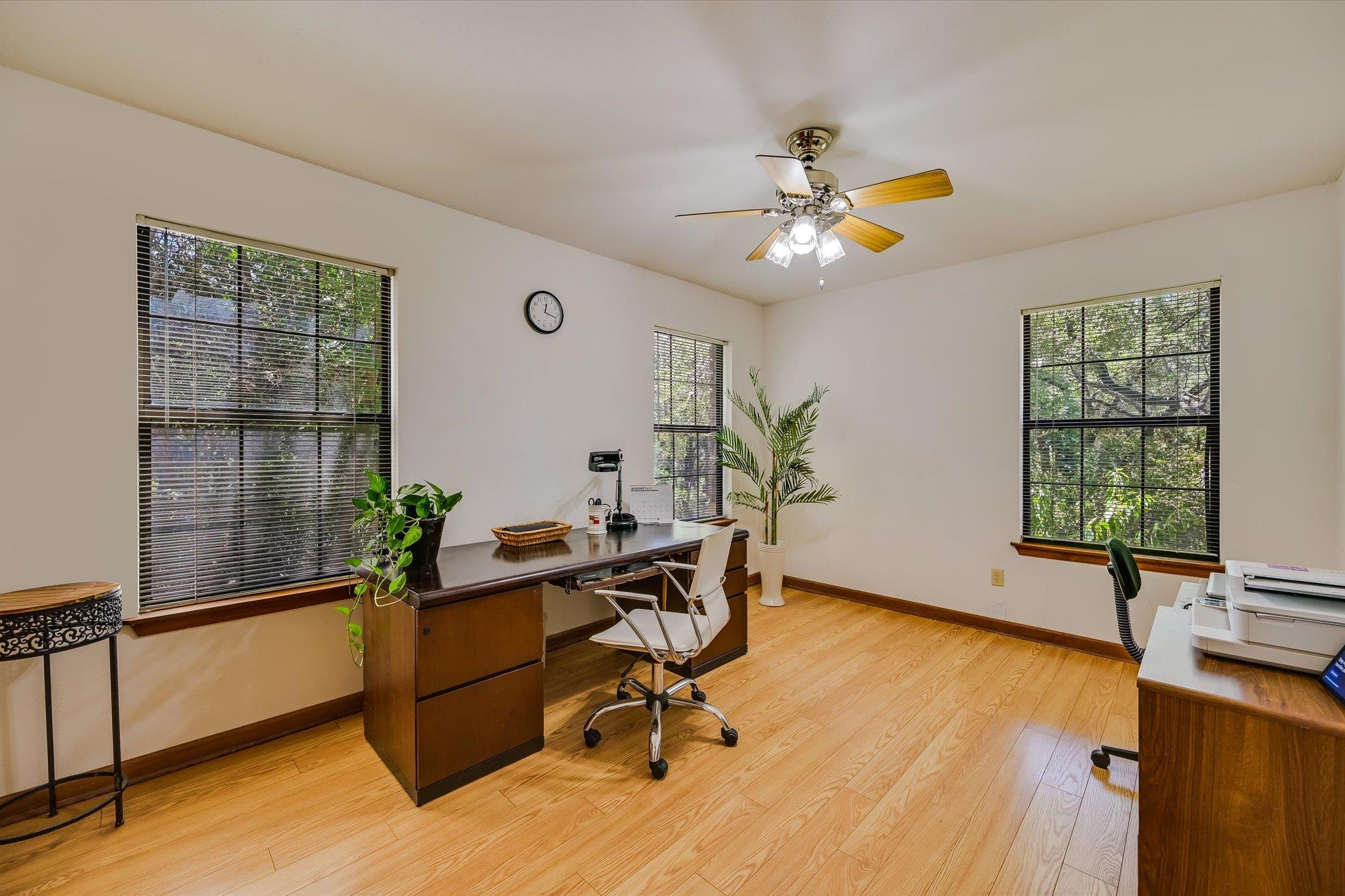 611 Mountain Crest Dr, Wimberley, TX 78676