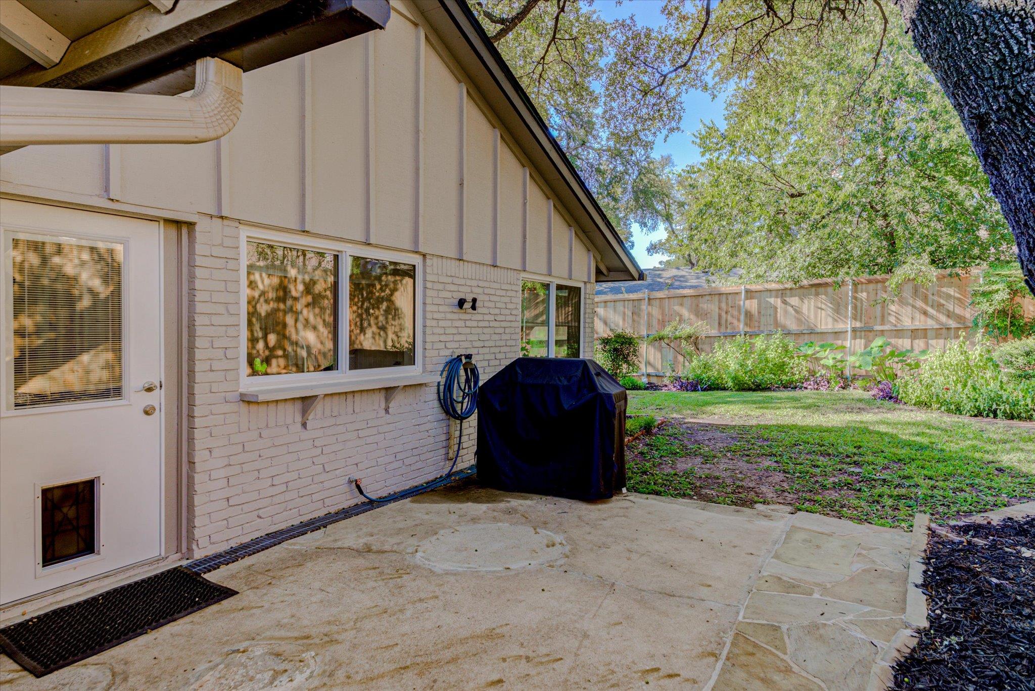 2713 Bryonhall Dr, Austin, TX 78745