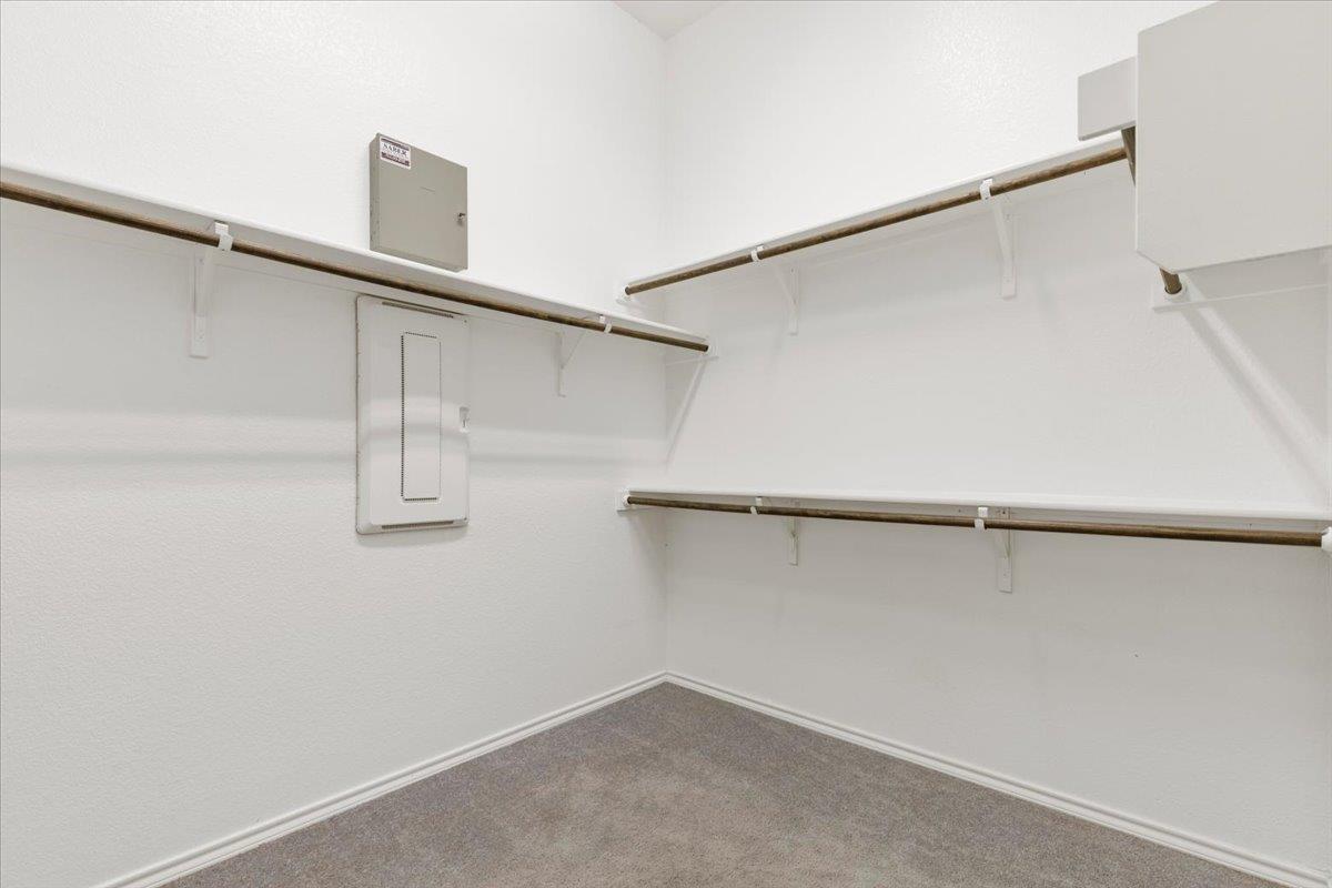 532 Stone River Dr, Austin, TX 78737