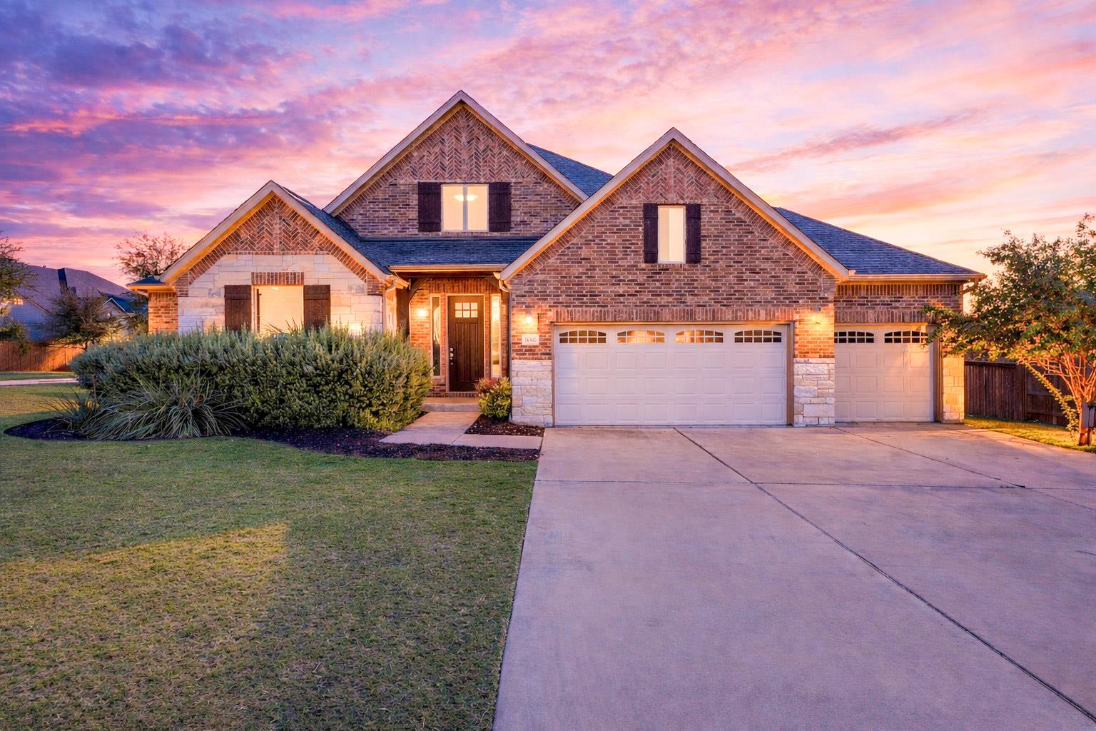 532 Stone River Dr, Austin, TX 78737