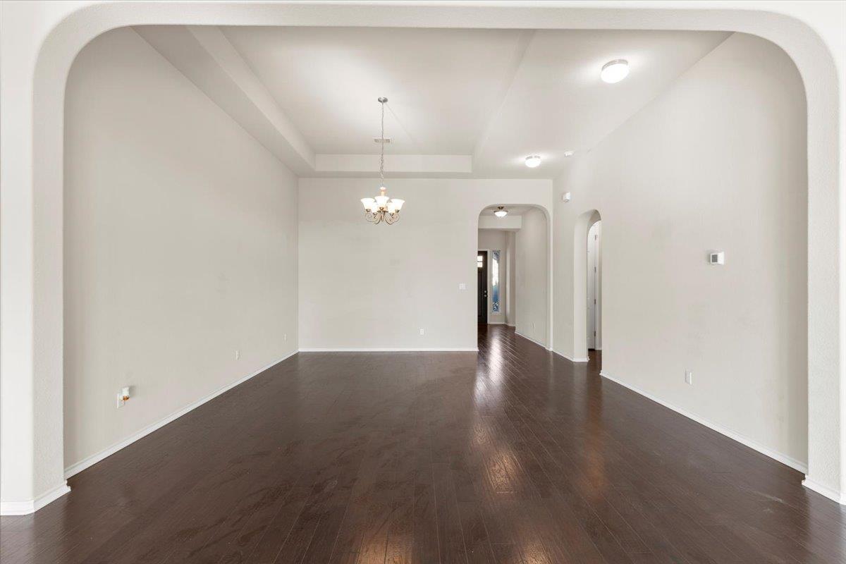 532 Stone River Dr, Austin, TX 78737