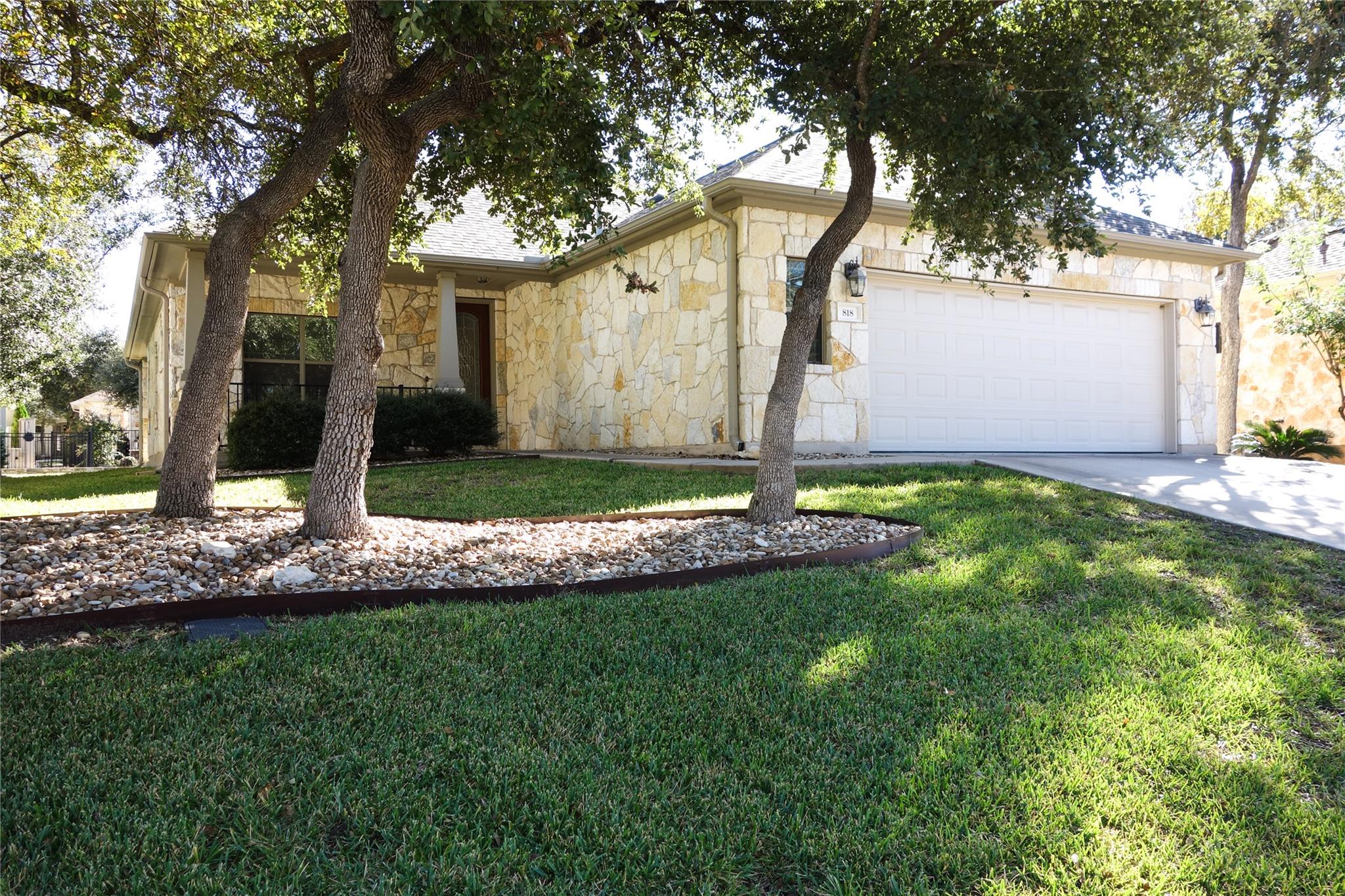 818 Caprock Canyon Trl, Georgetown, TX 78633