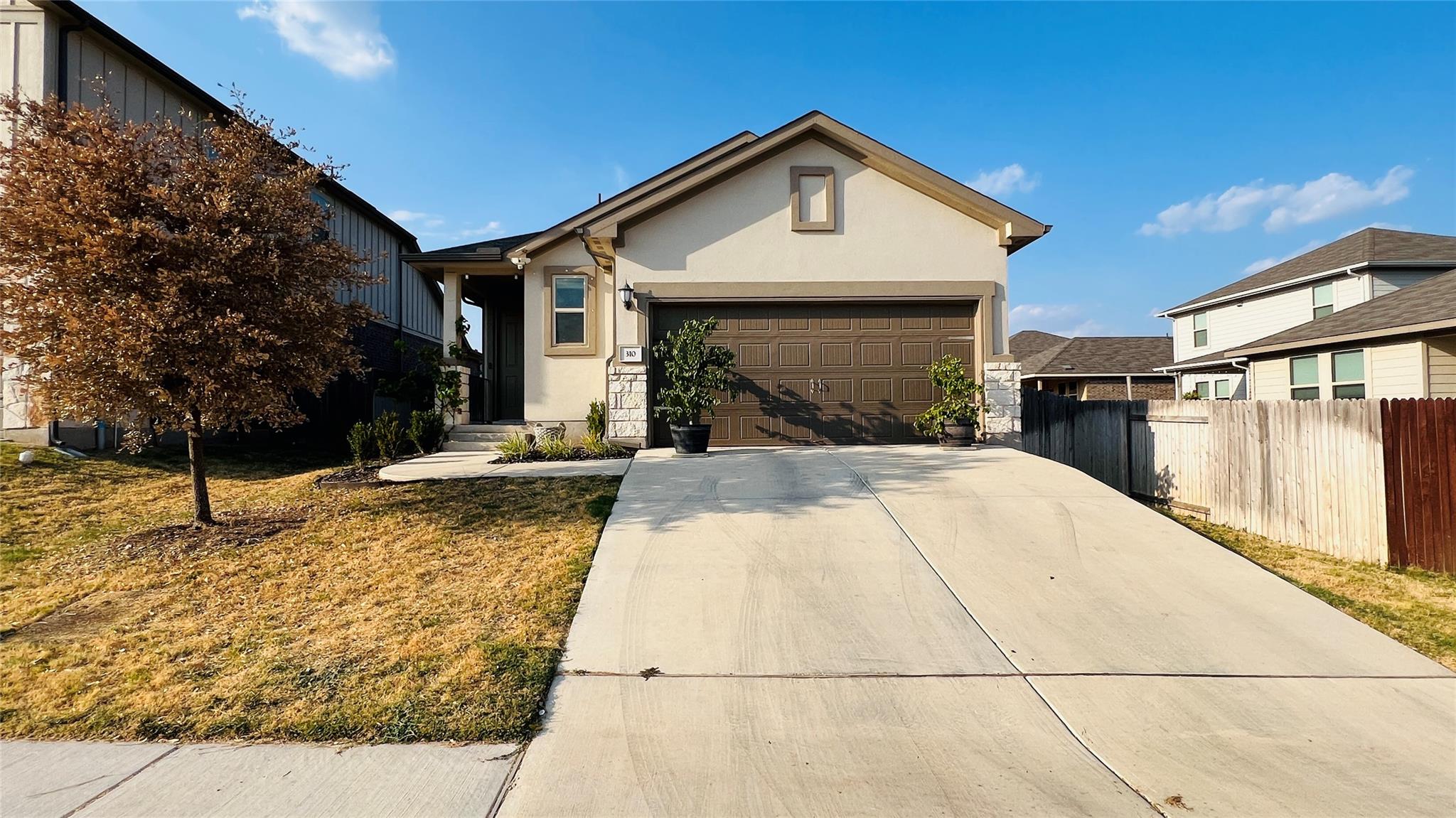 310 Dipprey Ln, Georgetown, TX 78628