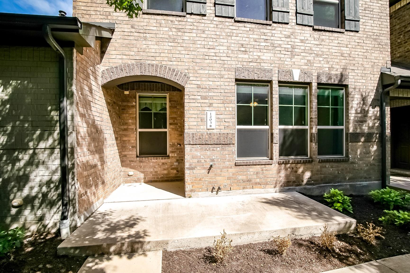 7220 Wyoming Springs Dr # 1203, Round Rock, TX 78681