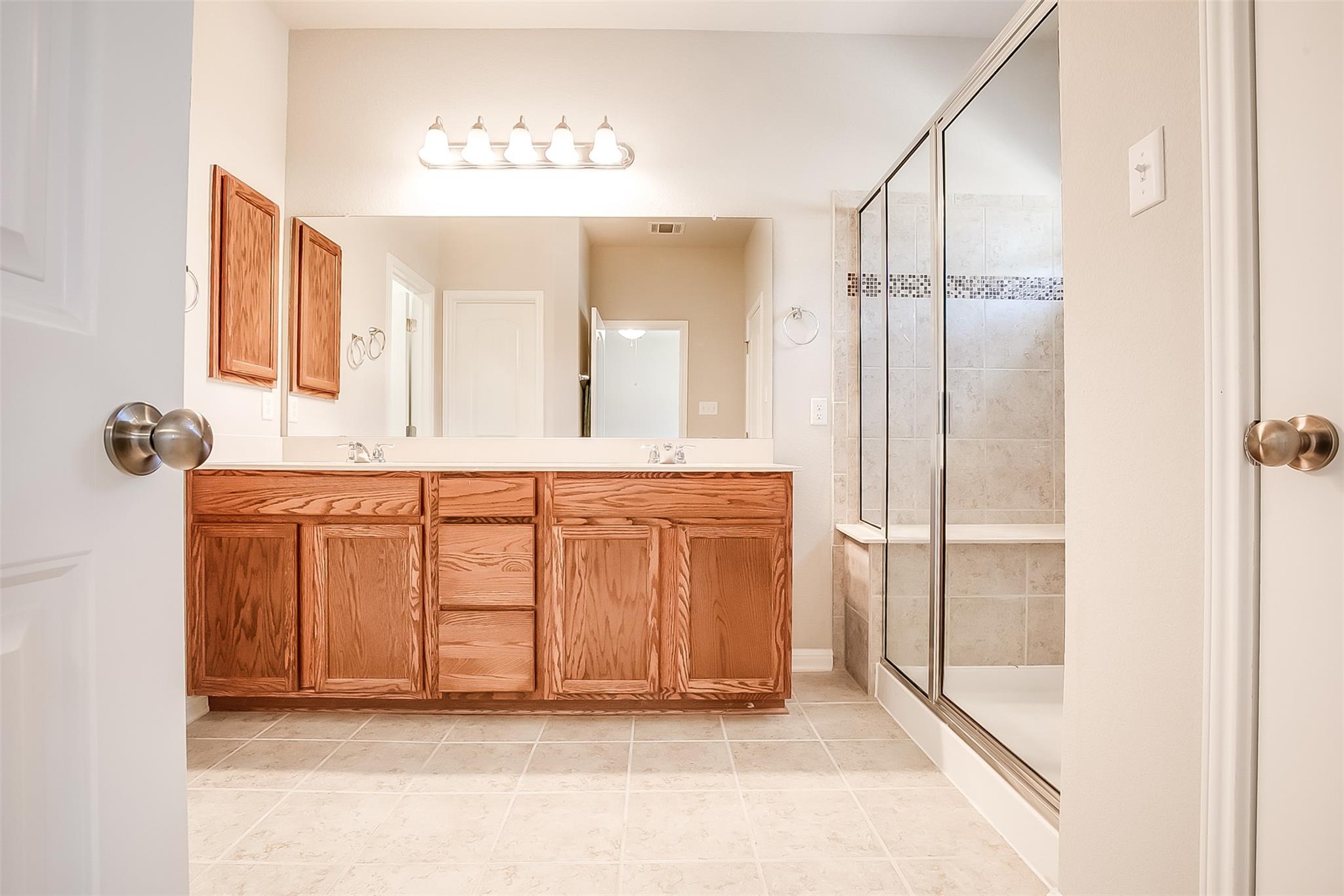 7220 Wyoming Springs Dr # 1203, Round Rock, TX 78681