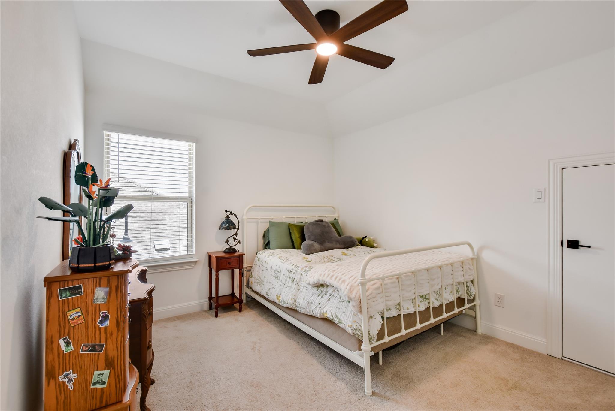 373 Washington Dr, Kyle, TX 78640