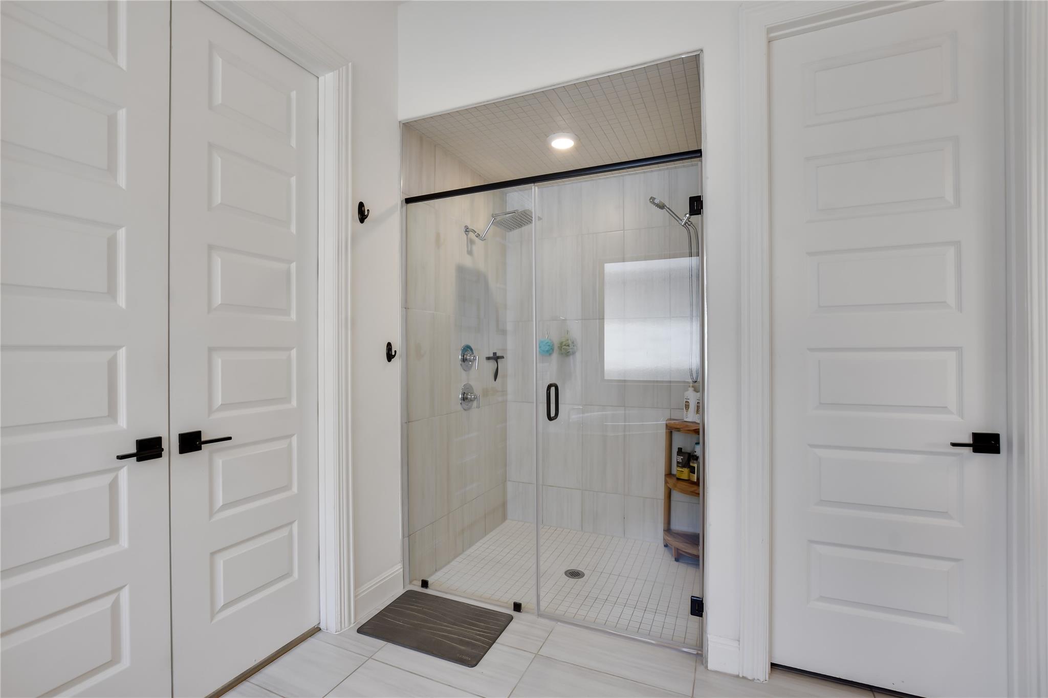 373 Washington Dr, Kyle, TX 78640