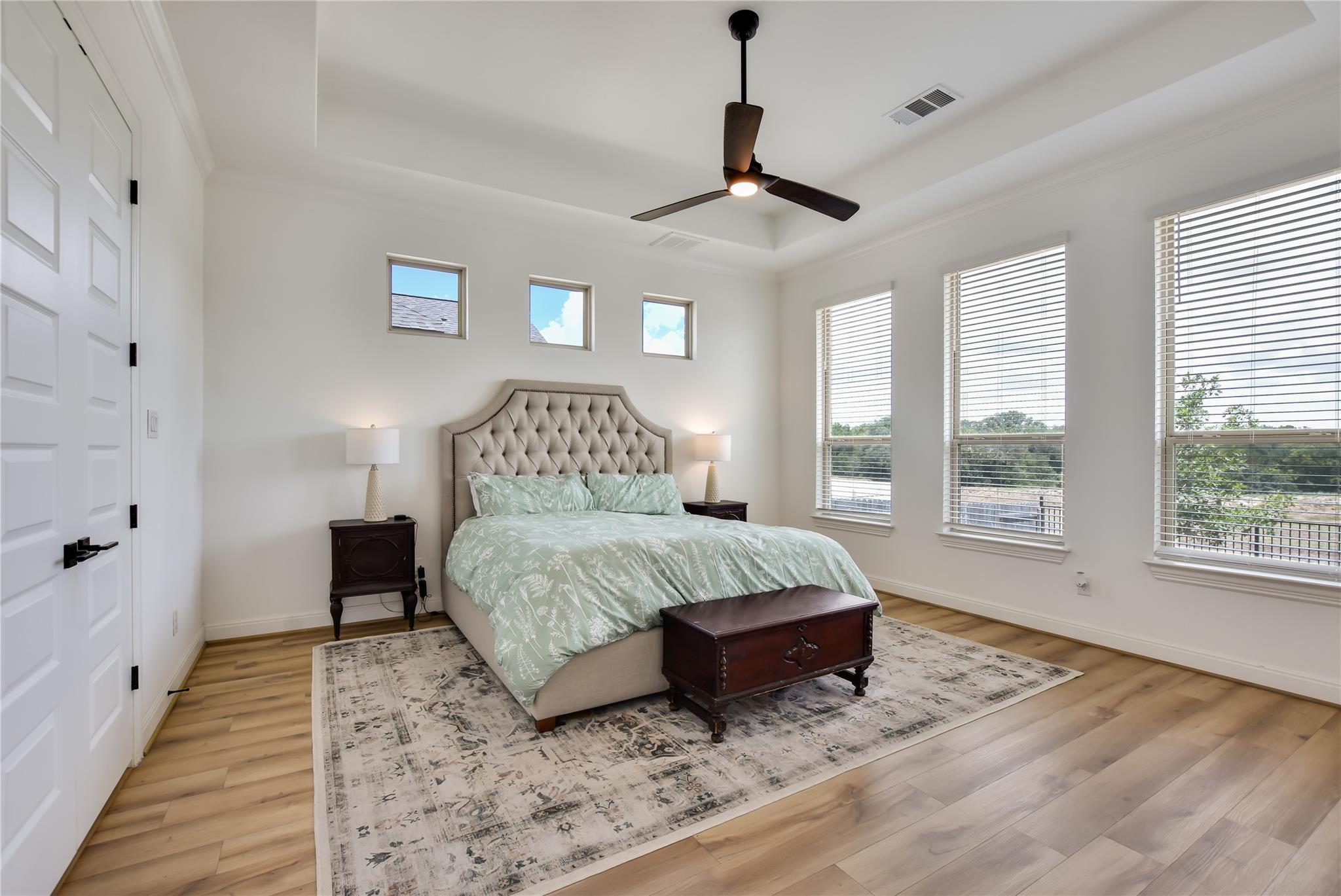 373 Washington Dr, Kyle, TX 78640