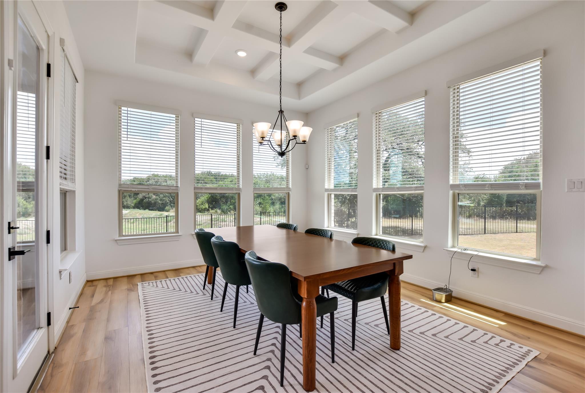 373 Washington Dr, Kyle, TX 78640