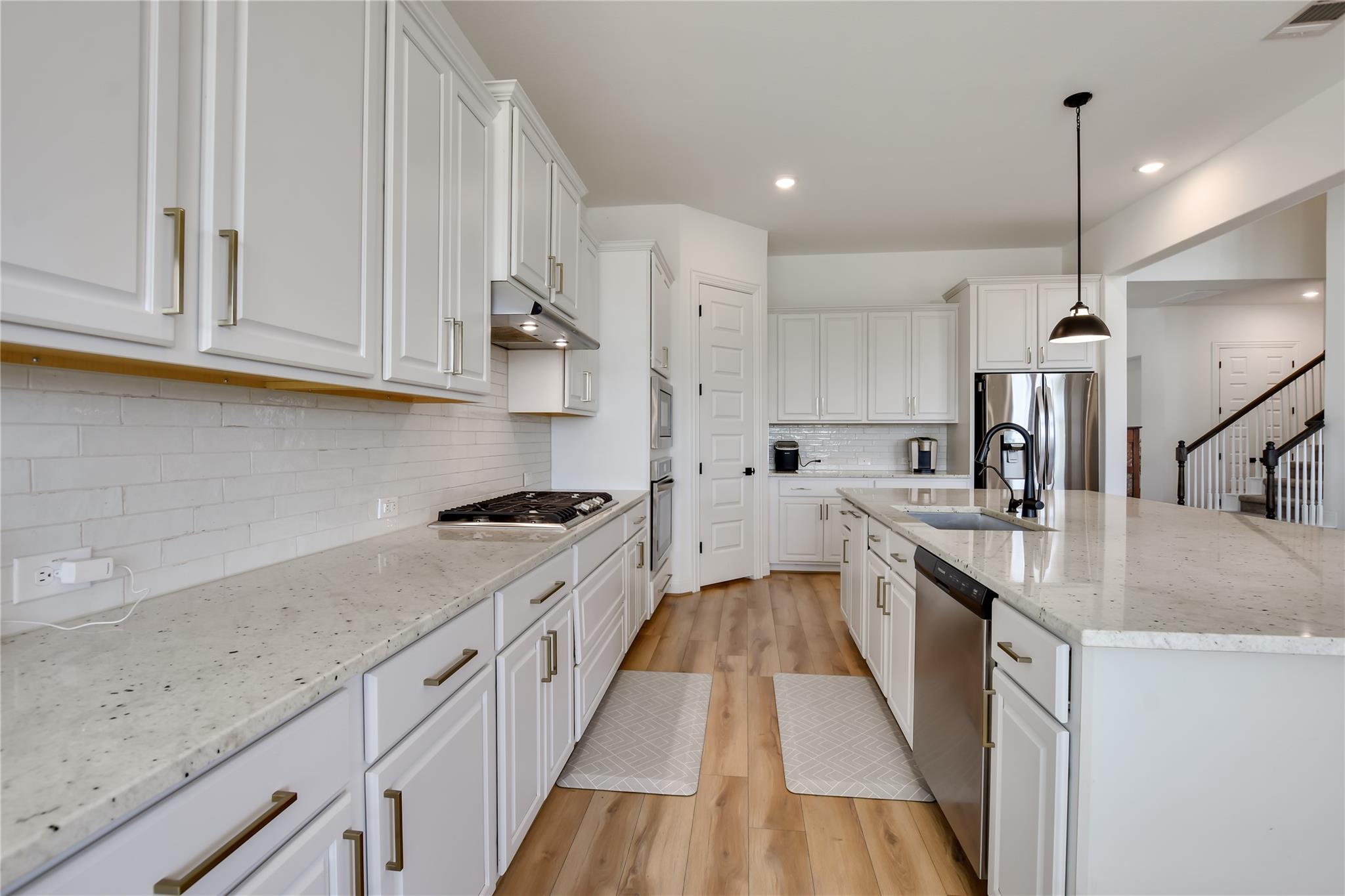 373 Washington Dr, Kyle, TX 78640