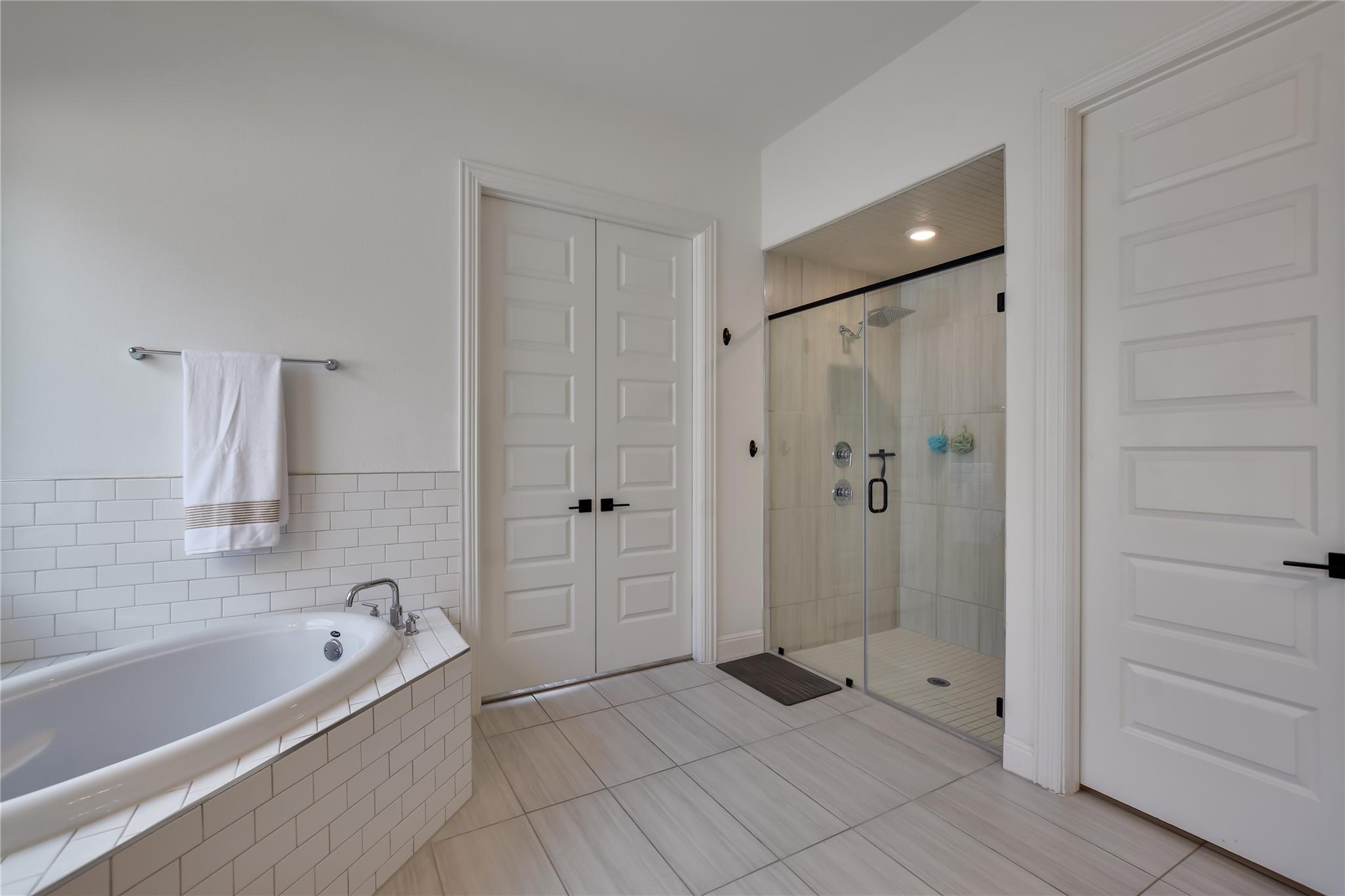 373 Washington Dr, Kyle, TX 78640