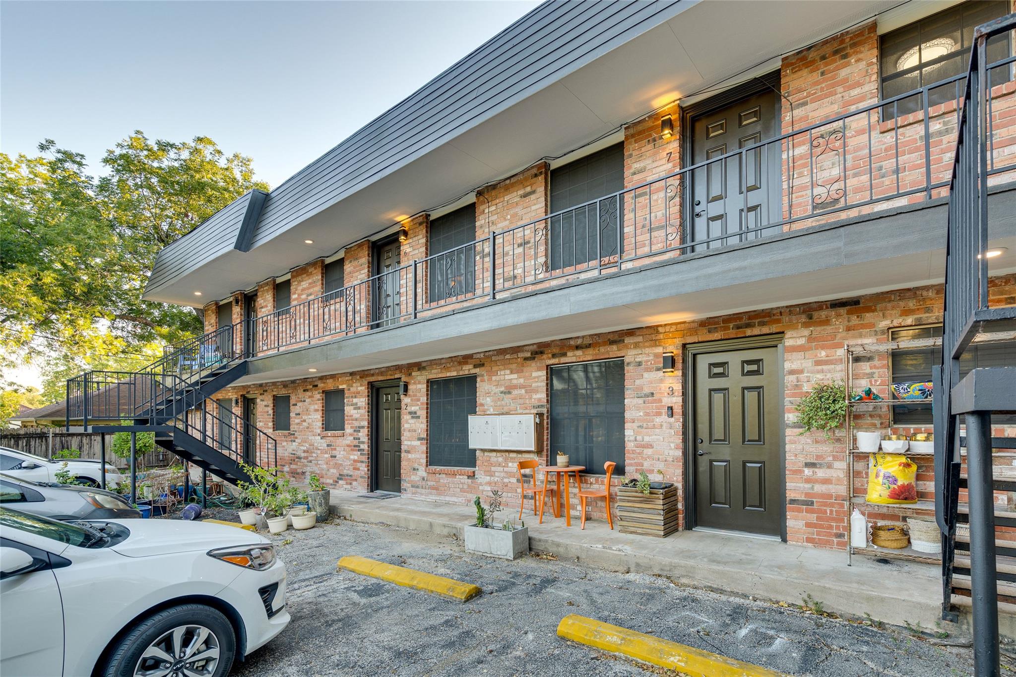 1601 ENFIELD Rd # 6, Austin, TX 78703