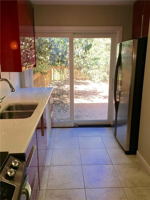 1124 B Reagan Ter # B, Austin, TX 78704